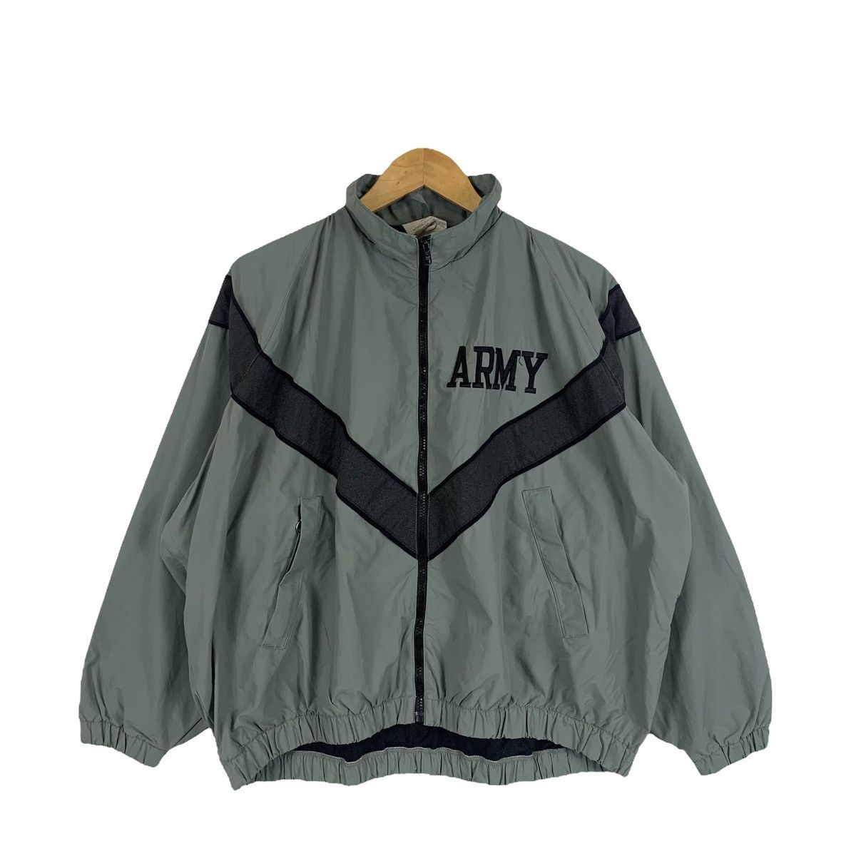 image of Made In USA x Vintage Army Physical Fitness Zipper Windbreaker Light Jacket in Grey (Size 2XL)