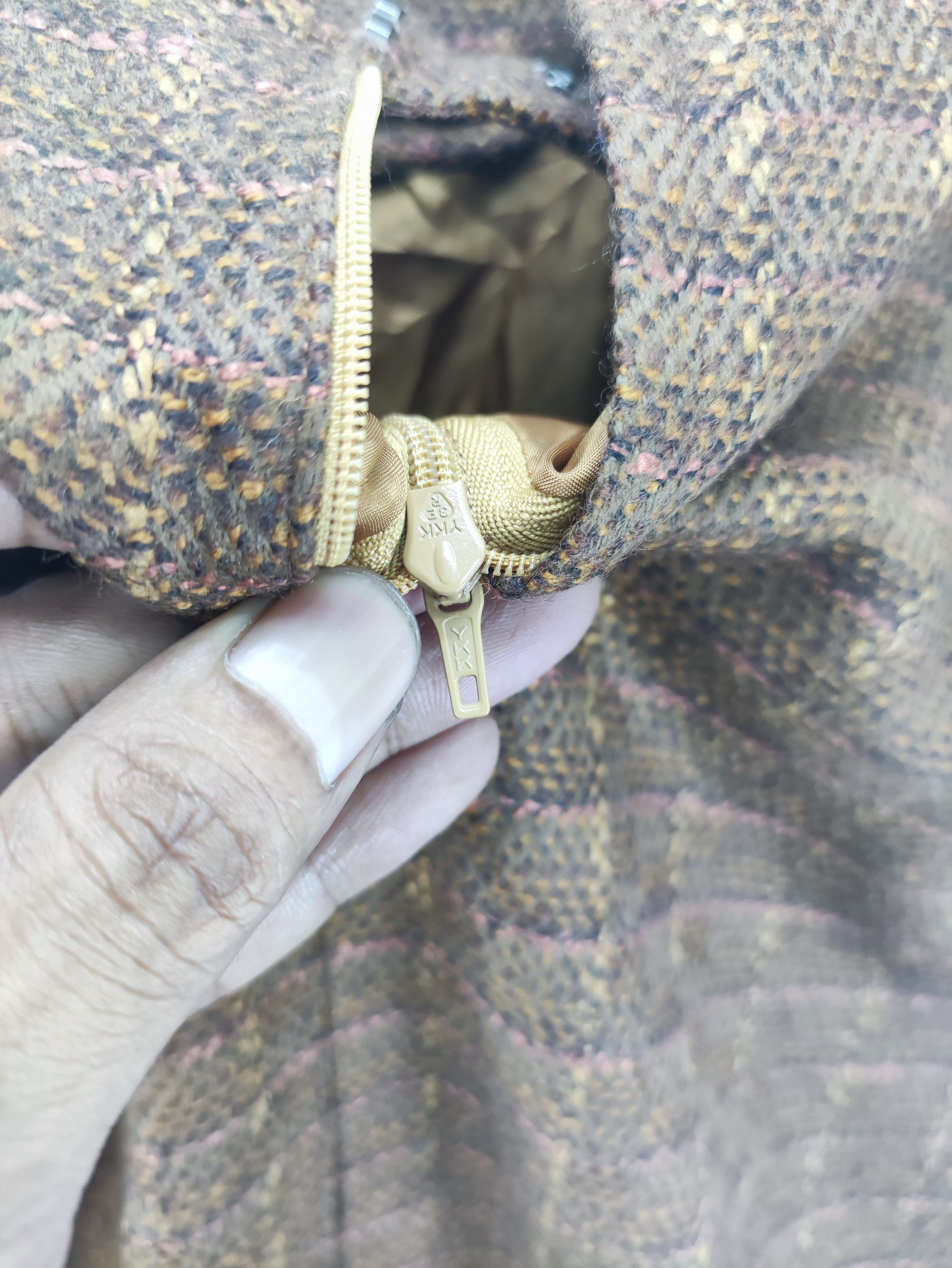 Designer × Vintage Vintage Christian Ada Wool Midi Skirt Size 26" / US 2 / IT 38 - 3 Thumbnail