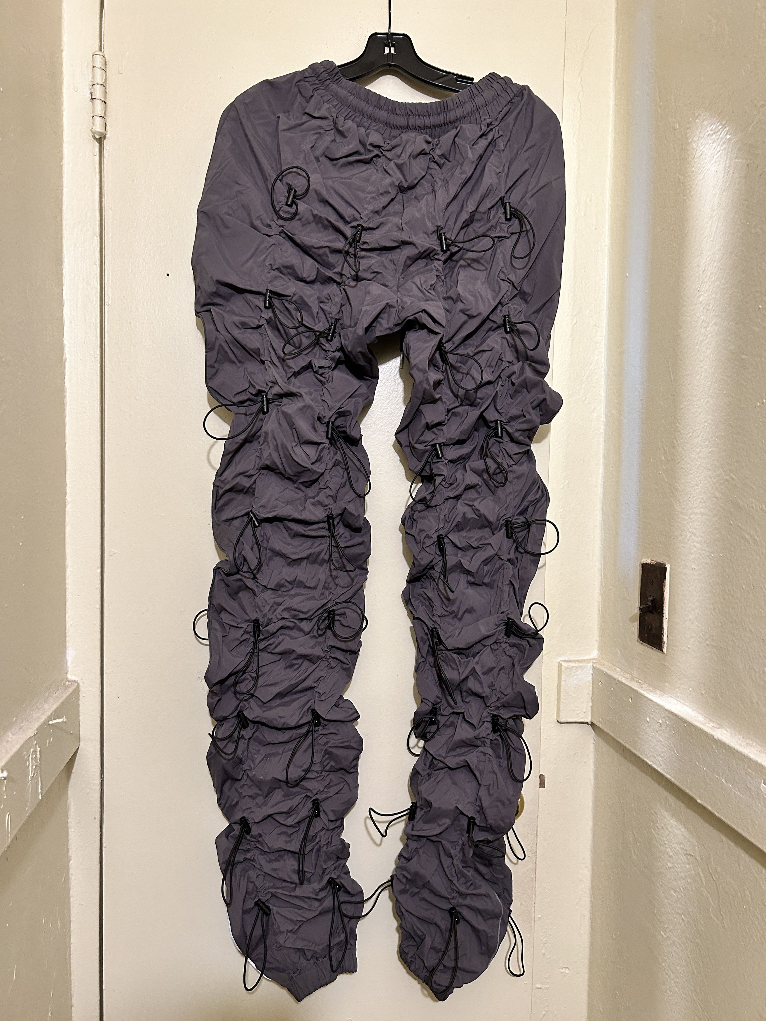 99%IS- GOBCHANG DRAWSTRINGS TOGGLED SHELL TROUSERS grey bungee Size US 30 / EU 46 - 2 Thumbnail