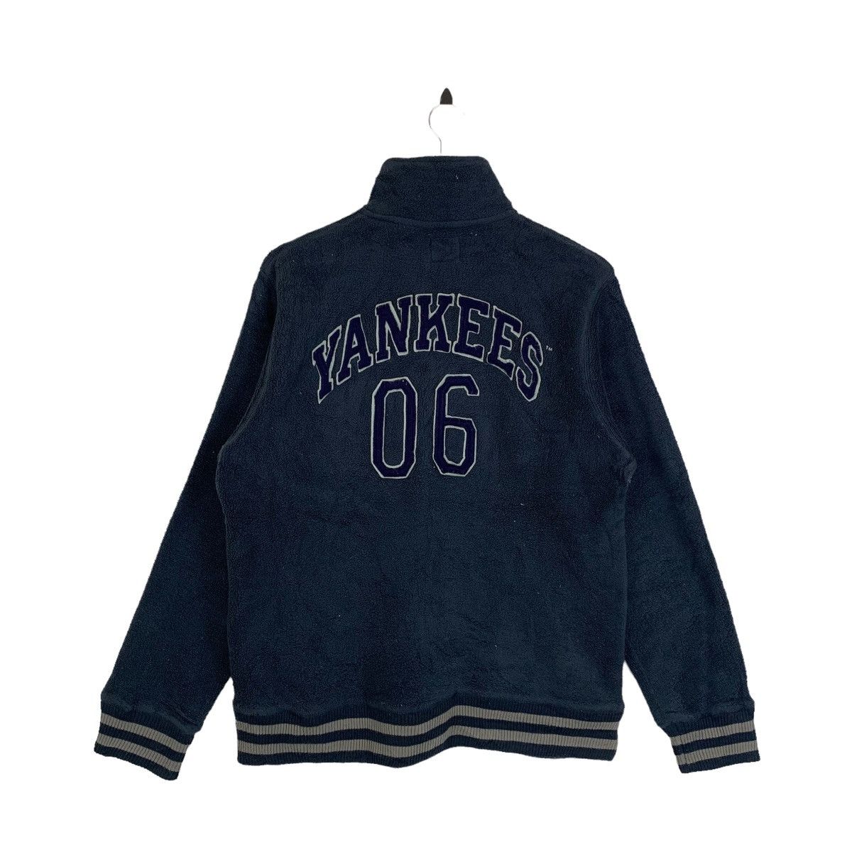 MLB Vintage New York YANKEES MLB Sportswear Fleece Sweatshirt Size US M / EU 48-50 / 2 - 2 Thumbnail