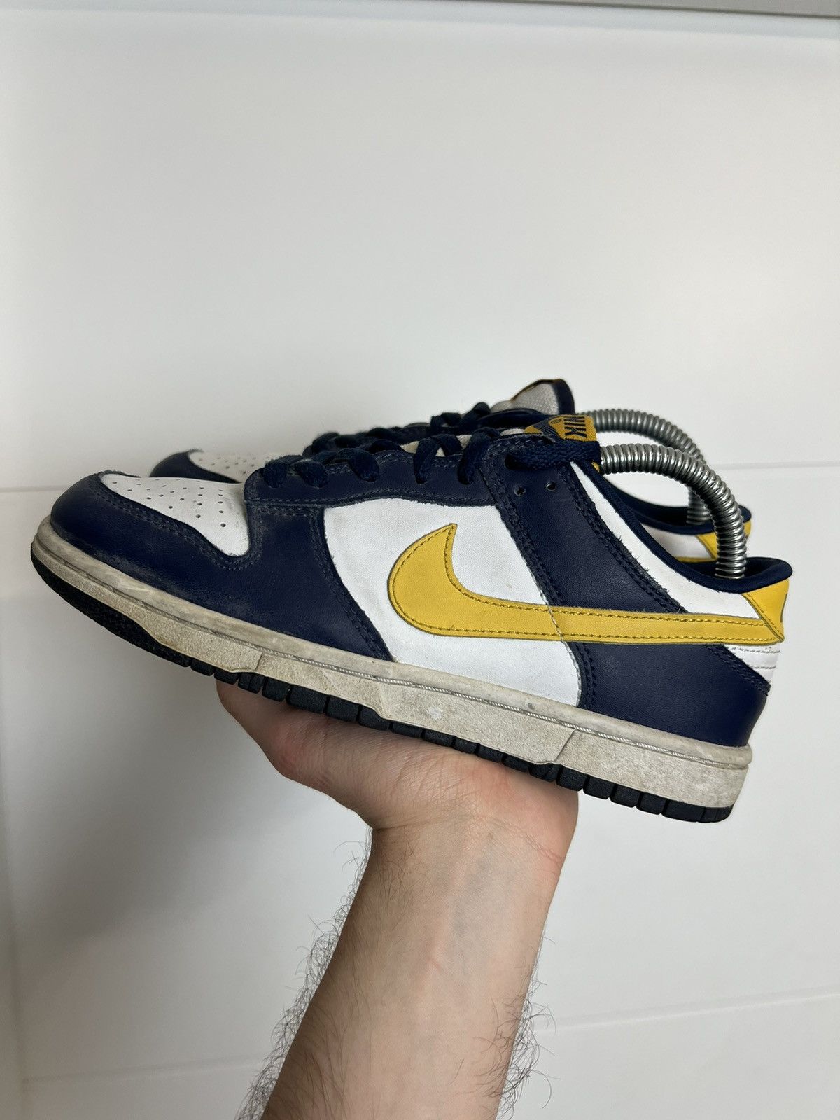 Nike Archive Vintage 2004 Nike Dunk Low Varsity Maize Sneakers Size US 7 / IT 37 - 2 Thumbnail