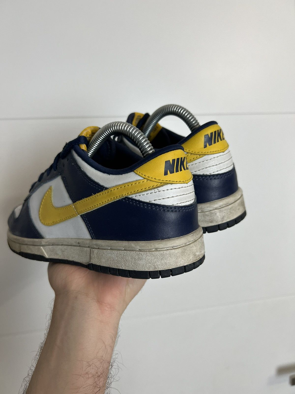 Nike Archive Vintage 2004 Nike Dunk Low Varsity Maize Sneakers Size US 7 / IT 37 - 9 Thumbnail