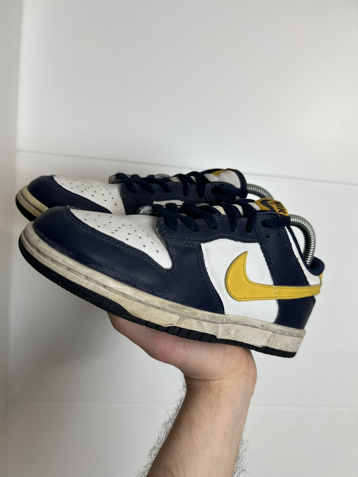 Nike Archive Vintage 2004 Nike Dunk Low Varsity Maize Sneakers Size US 7 / IT 37 - 10 Thumbnail