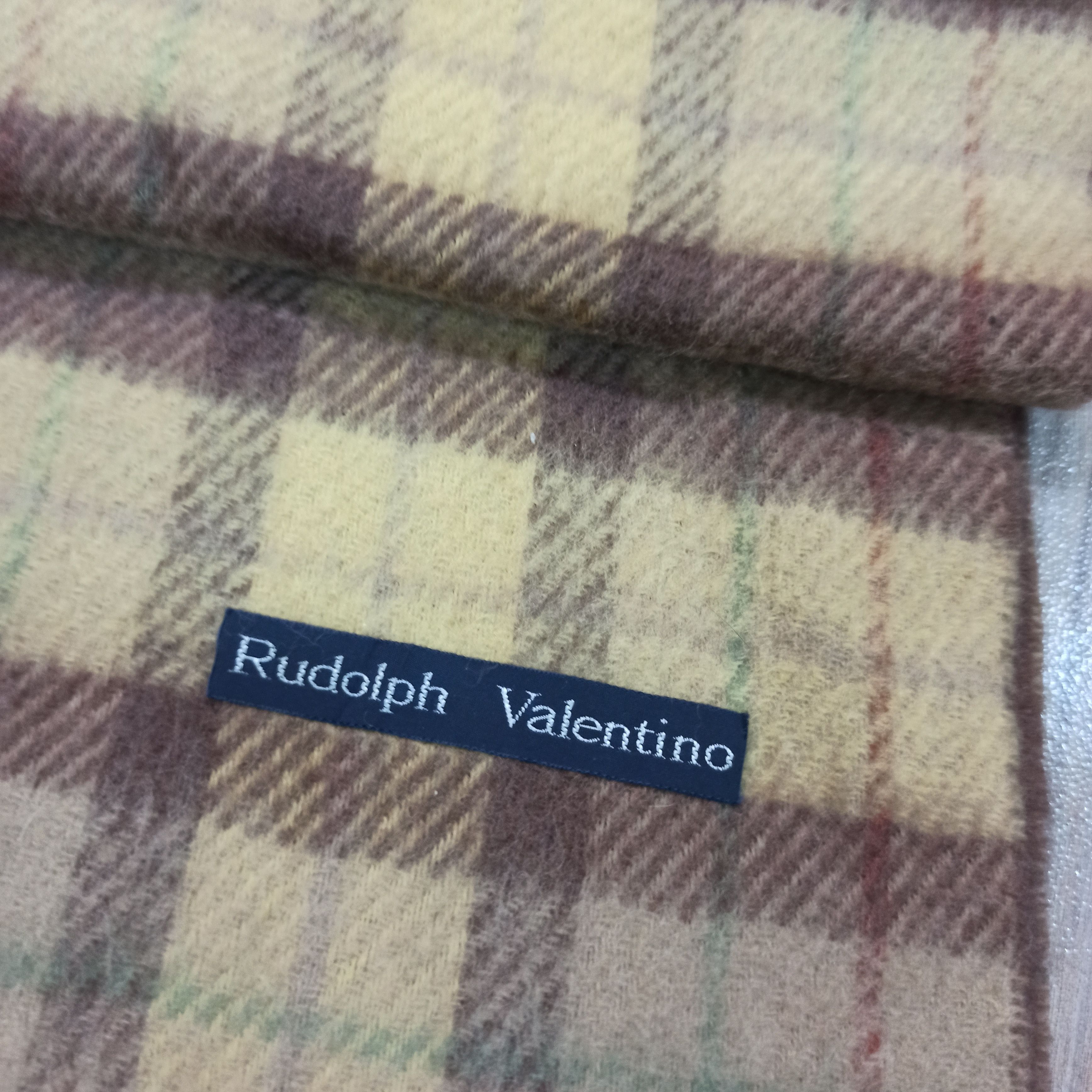 Designer × Valentino 🔥STEALS🔥 Rudolph Valentino Muffler Scarf Size ONE SIZE - 6 Thumbnail