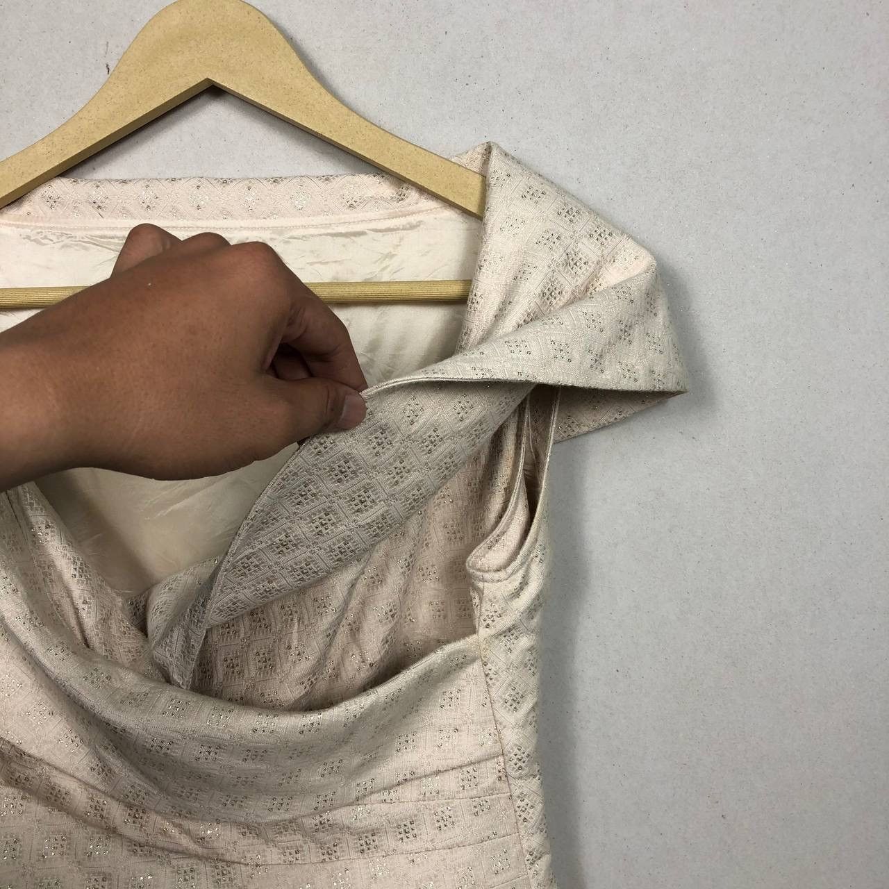 Balmain Balmain Crop Top Blouse Beige Size S / US 4 / IT 40 - 6 Thumbnail