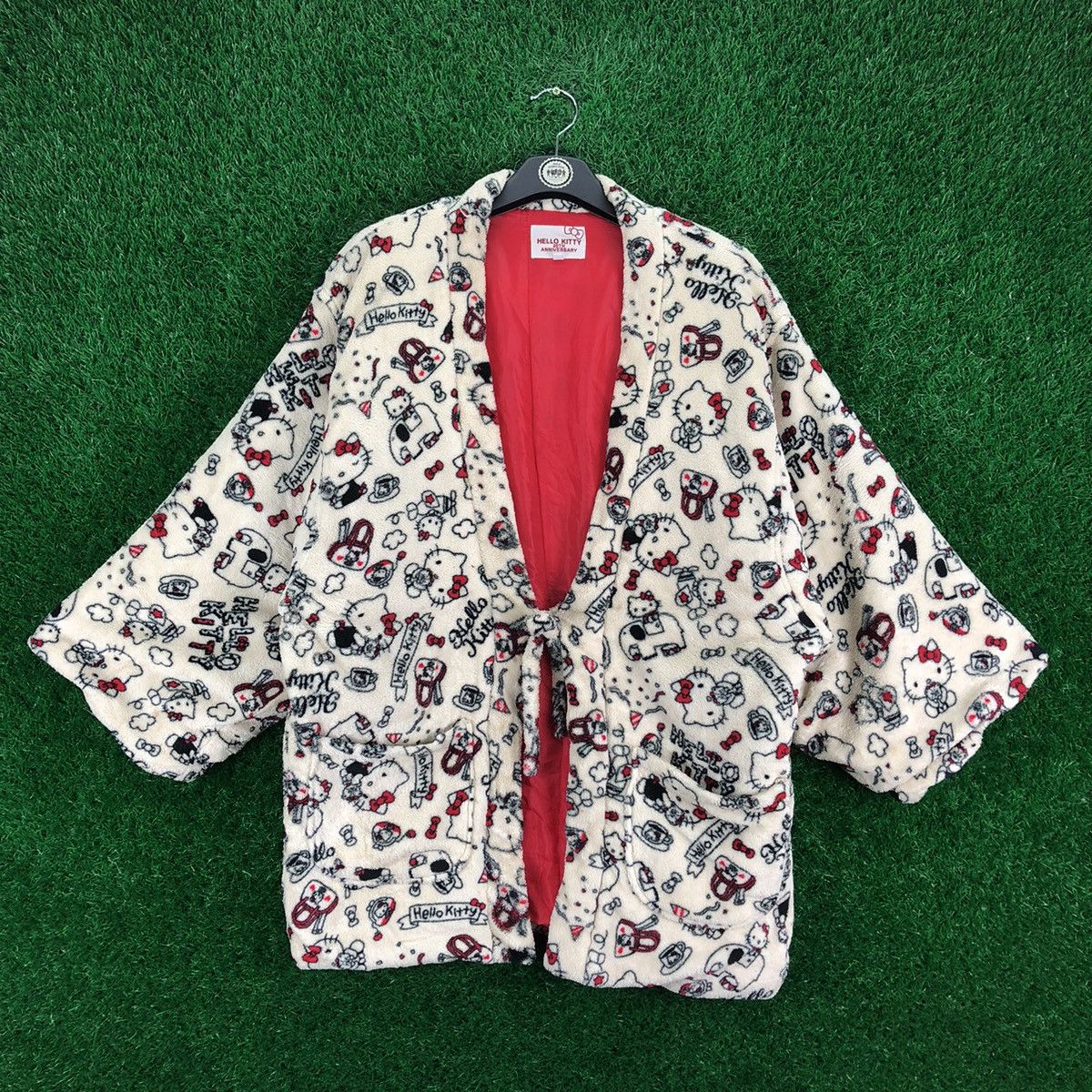 Cartoon Network Hello Kitty 40th Anniversary Fullprint Fleece Kimono Size US L / EU 52-54 / 3 - 1 Thumbnail