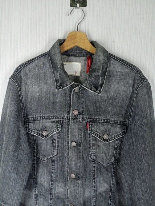 Levi's Rare Vintage Levi's Redloop Distressed Denim Jacket Size US L / EU 52-54 / 3 - 2 Thumbnail