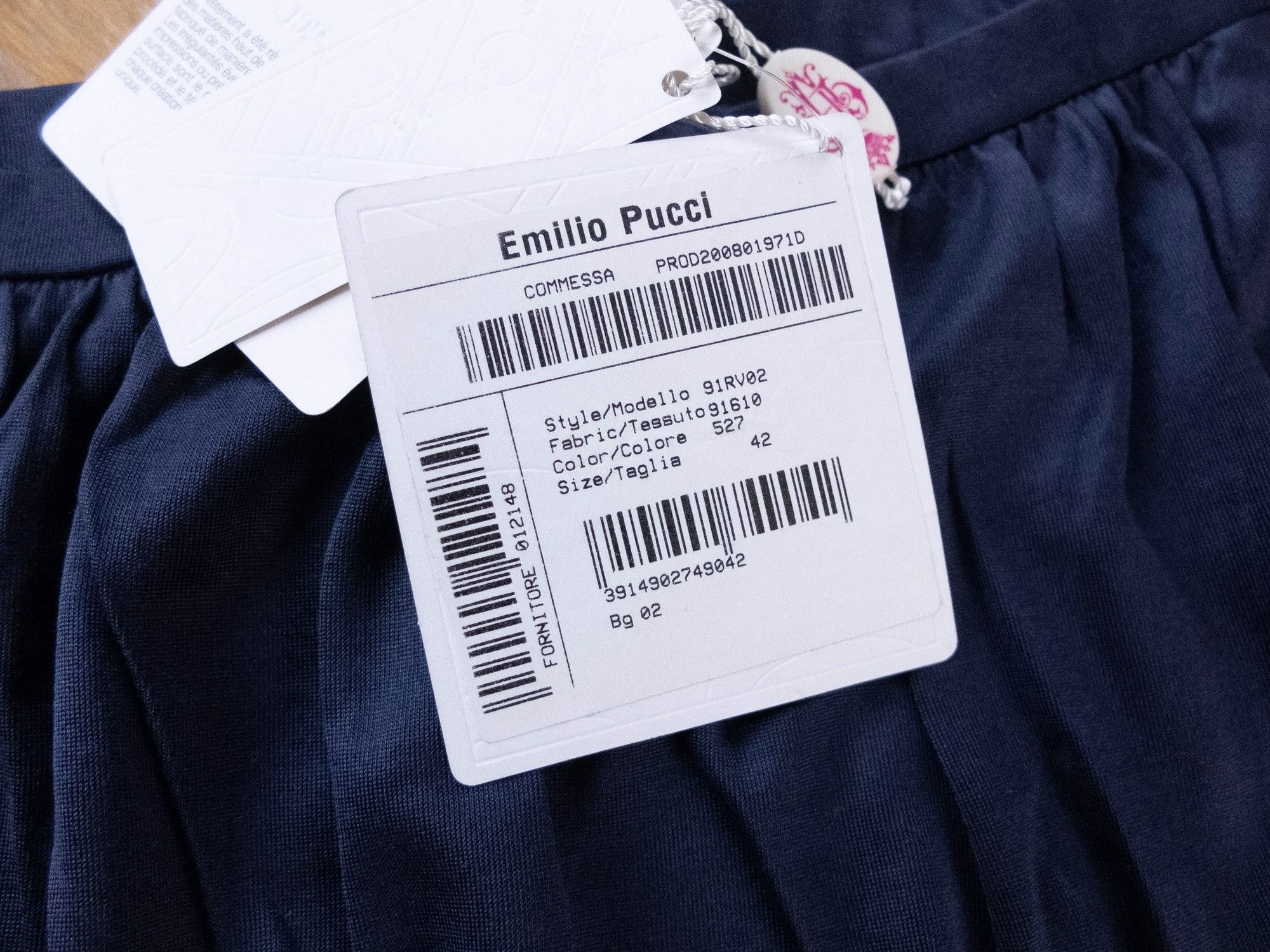 Emilio Pucci EMILIO PUCCI navy blue unlined silk mini skirt 6 42 NWT Size 28" / US 6 / IT 42 - 5 Thumbnail