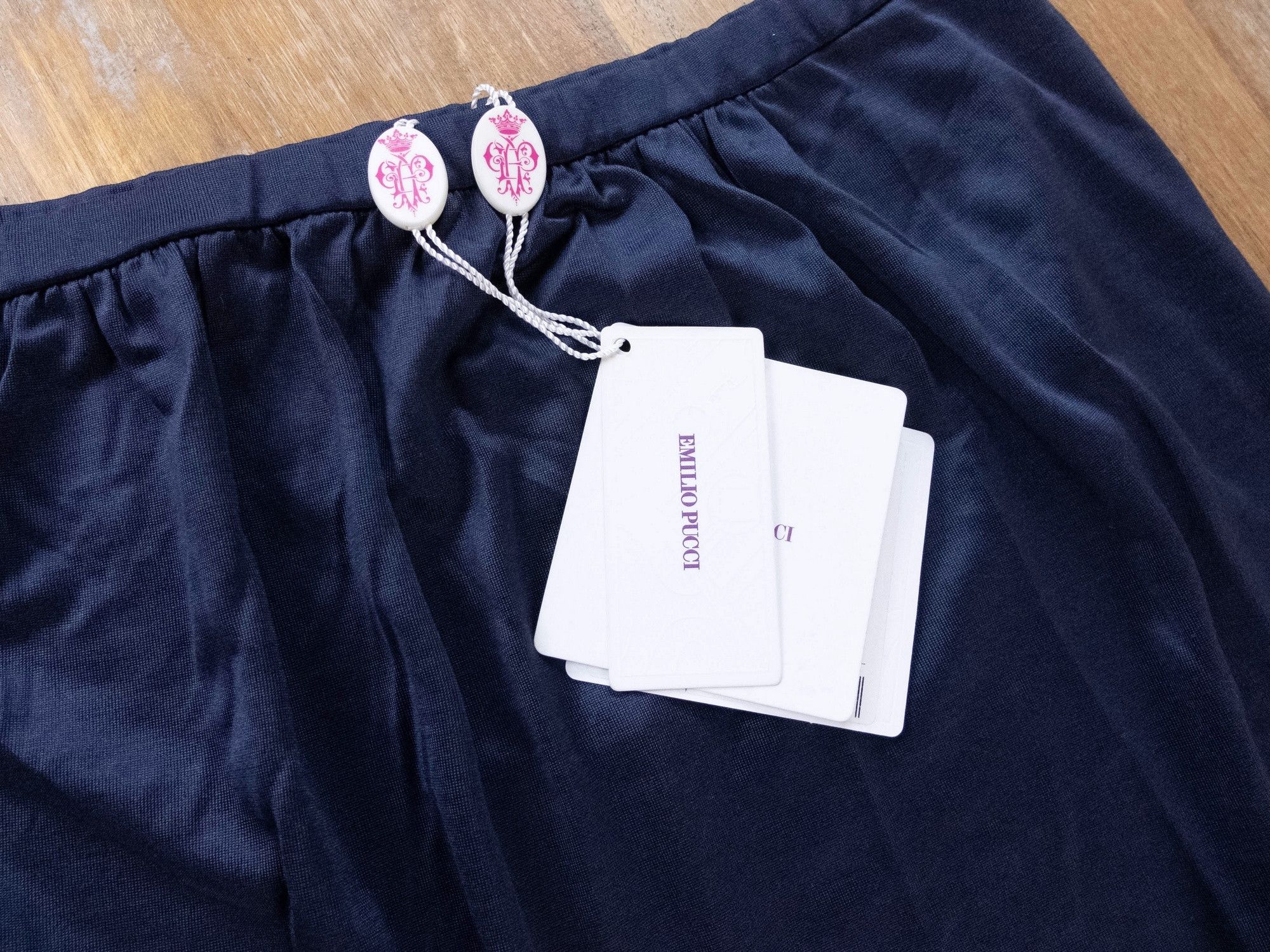 Emilio Pucci EMILIO PUCCI navy blue unlined silk mini skirt 8 44 NWT Size 30" / US 8 / IT 44 - 5 Thumbnail
