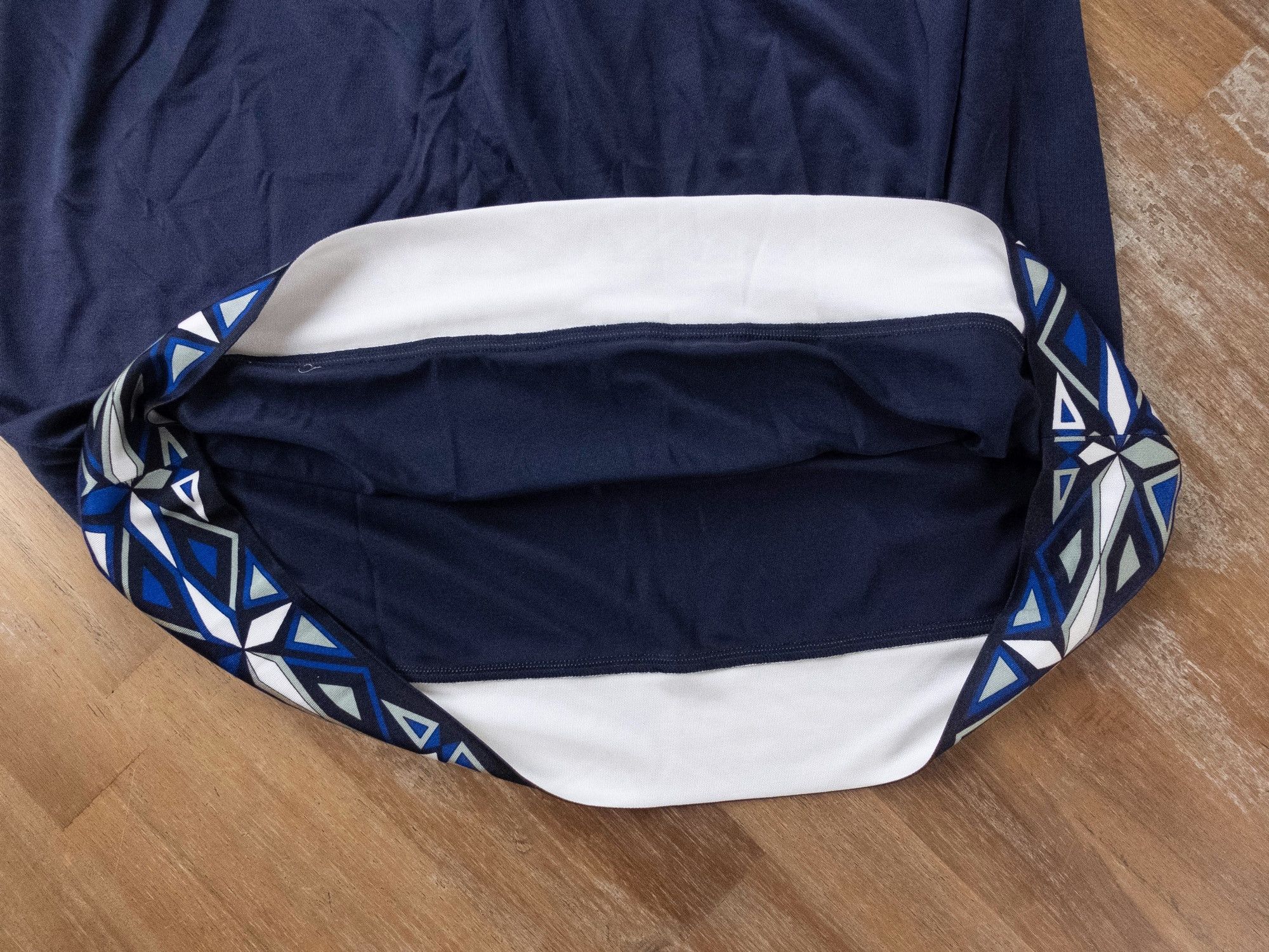 Emilio Pucci EMILIO PUCCI navy blue unlined silk mini skirt 8 44 NWT Size 30" / US 8 / IT 44 - 8 Thumbnail