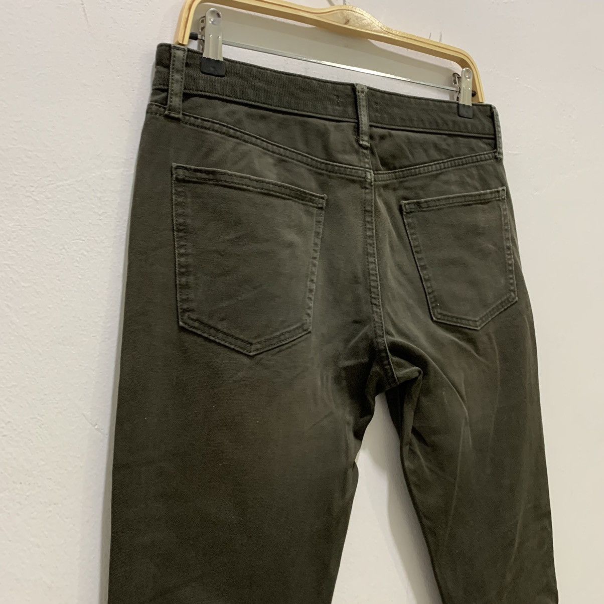 Japanese Brand × Uniqlo UNIQLO JEANS Undercover Inspired Casual Trouser Slack Pant Size US 32 / EU 48 - 12 Thumbnail