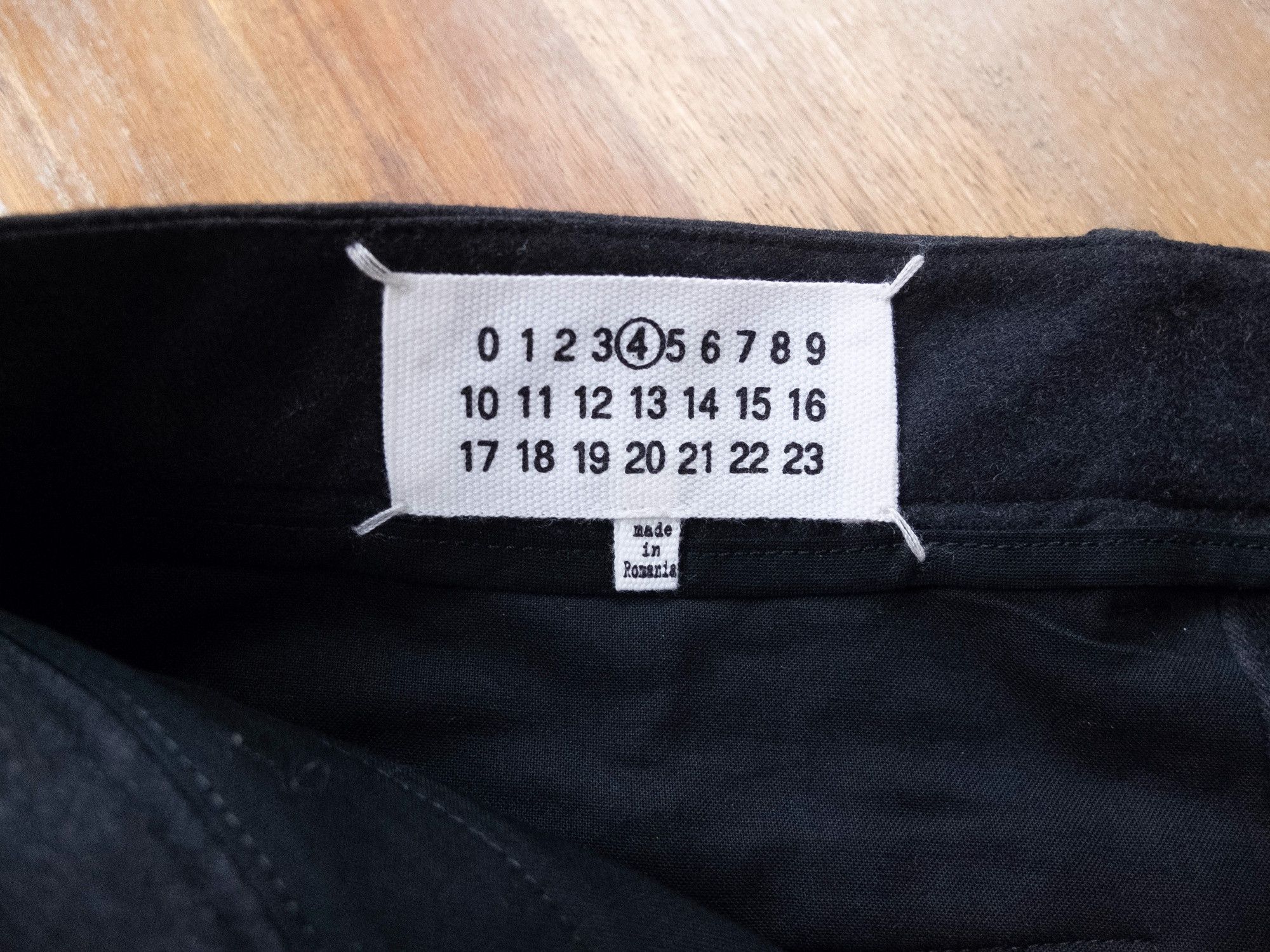 Maison Margiela MAISON MARTIN MARGIELA charcoal gray wool pants trousers 44 Size 30" / US 8 / IT 44 - 8 Thumbnail