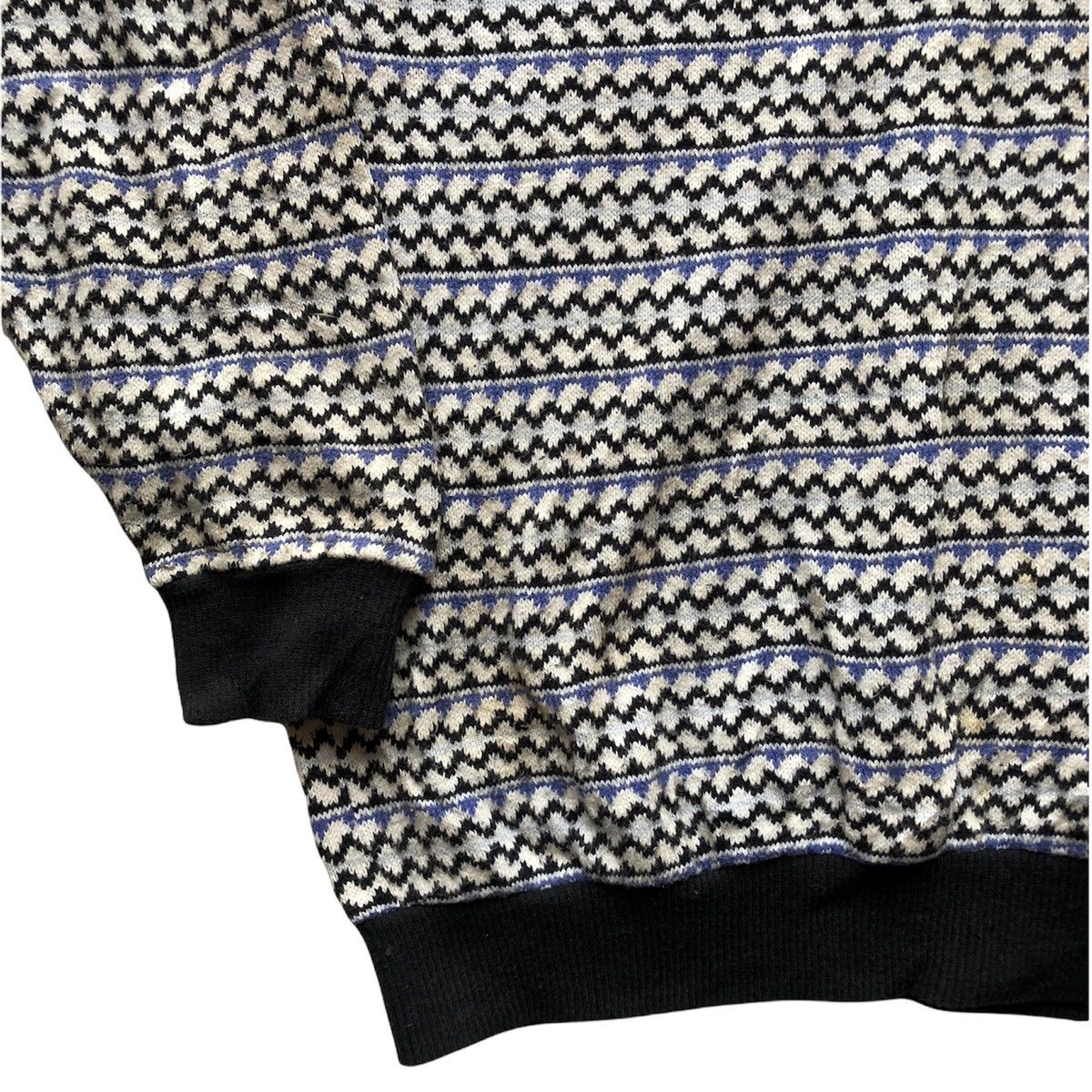 Japanese Brand Vintage 90's Knitwear Striped V-Neck by Jump Off Size US L / EU 52-54 / 3 - 4 Thumbnail