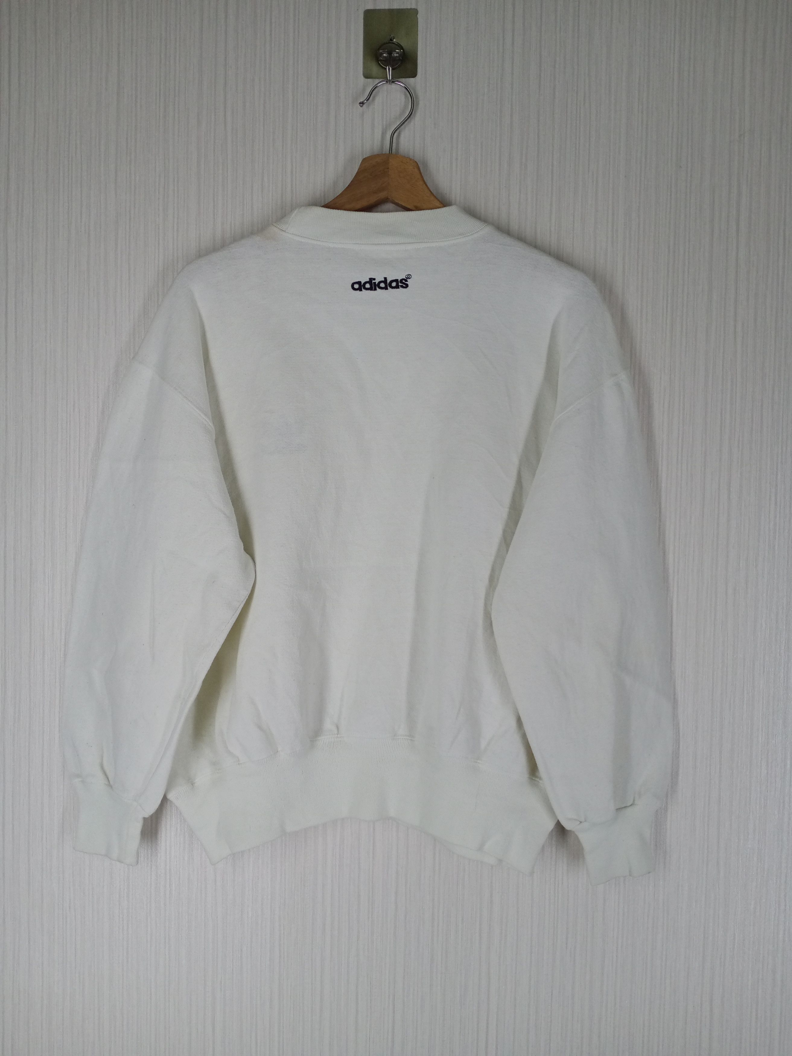 Adidas Rare Vintage 90s Adidas Small Logo Embroidery Sweatshirt Size US L / EU 52-54 / 3 - 3 Thumbnail