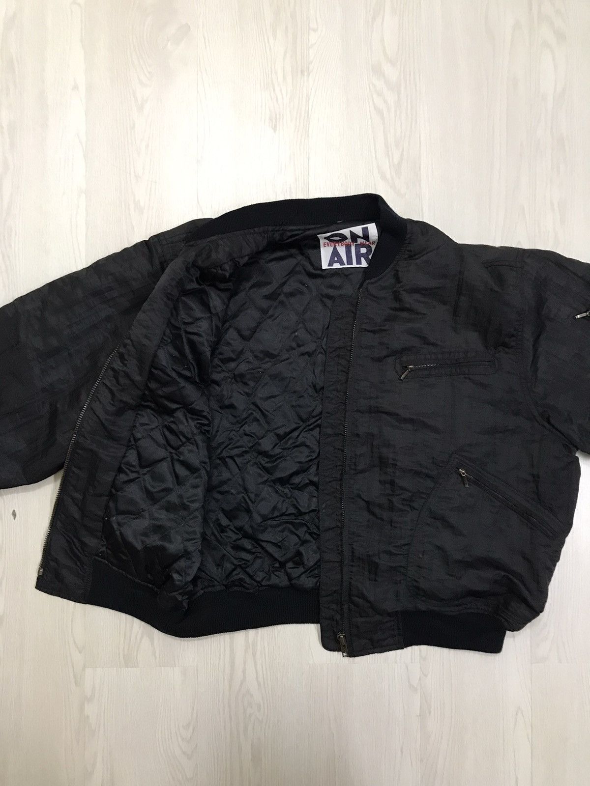 Japanese Brand × Vintage Vintage On Air Japan Bomber Jacket Embroidery Spell Out Size US M / EU 48-50 / 2 - 3 Thumbnail