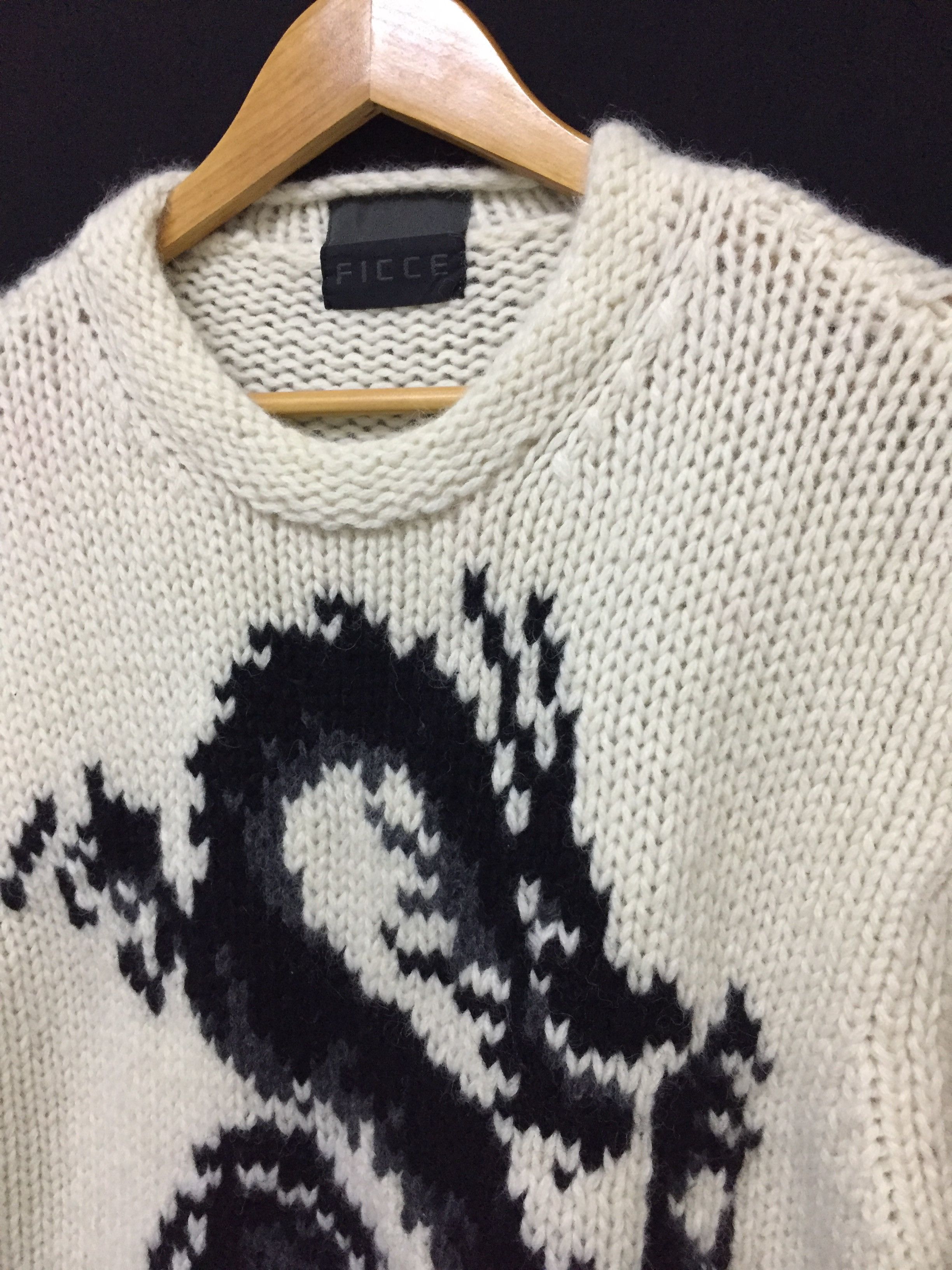 Yoshiyuki Konishi 90's FICCE intarsia Dragon fire flame cable knit Size US M / EU 48-50 / 2 - 6 Thumbnail