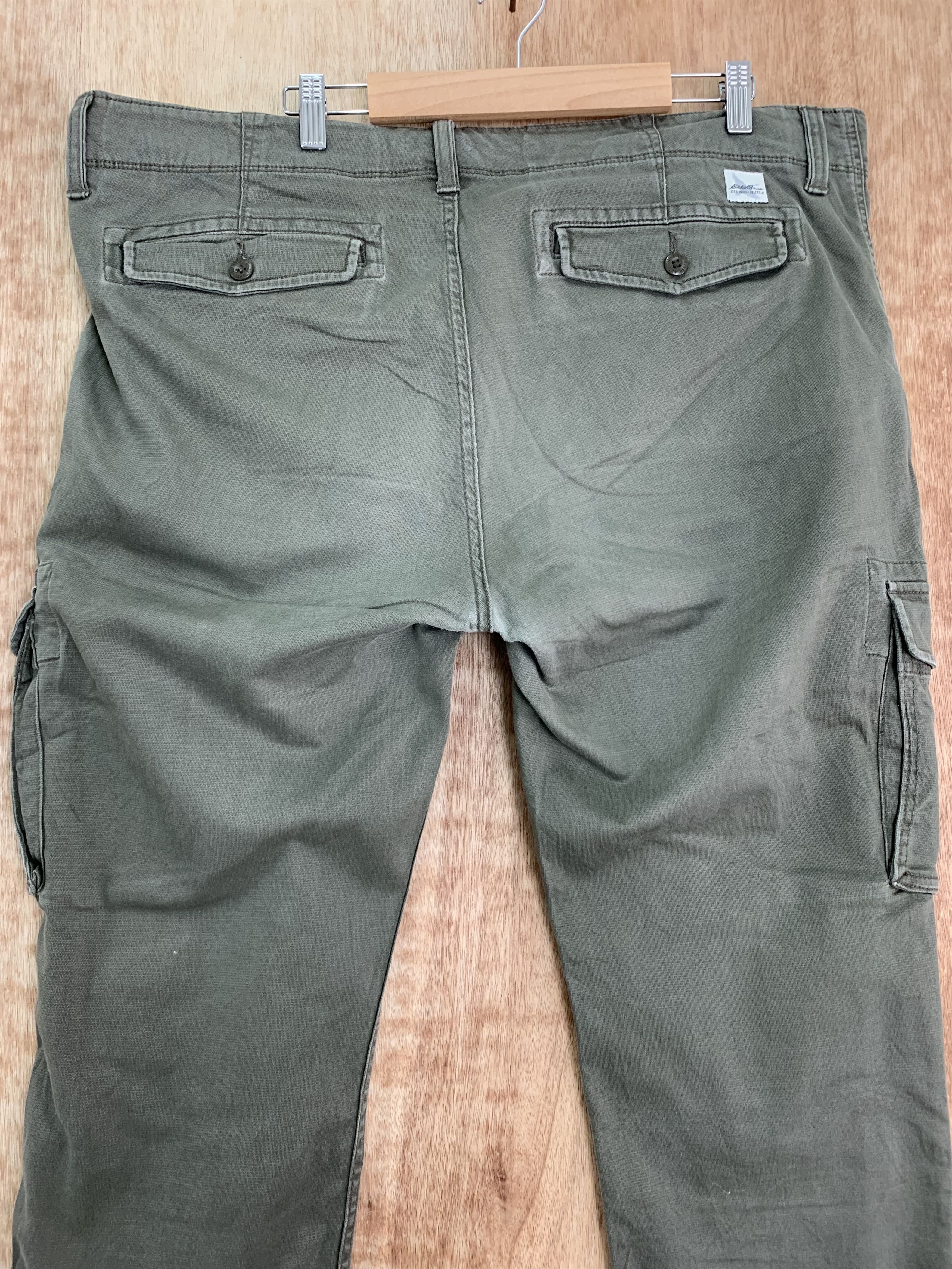 Eddie Bauer Eddie Bauer Cargo Pants Vintage Size 40" Size US 40 / EU 56 - 12 Thumbnail