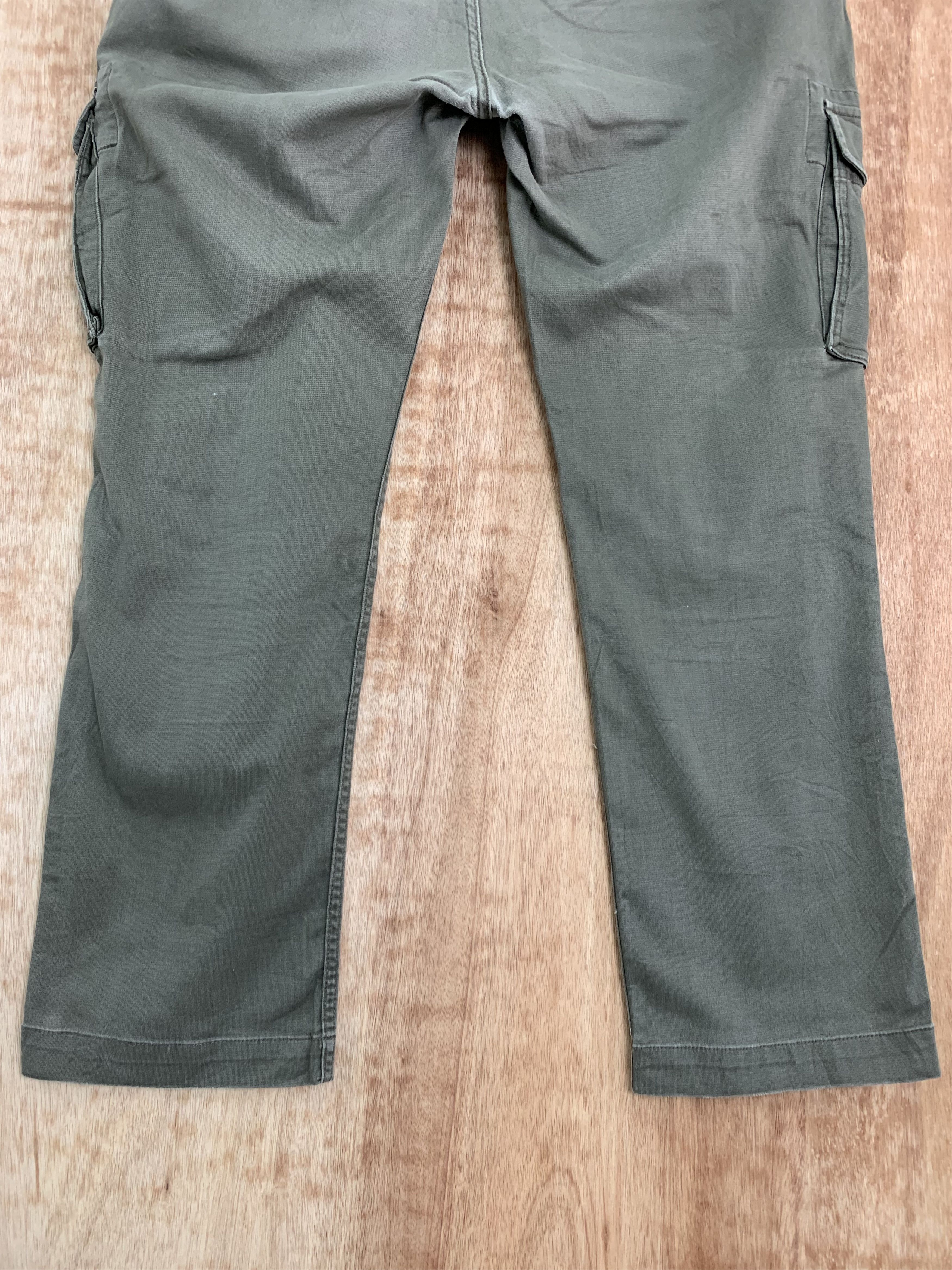 Eddie Bauer Eddie Bauer Cargo Pants Vintage Size 40" Size US 40 / EU 56 - 13 Thumbnail