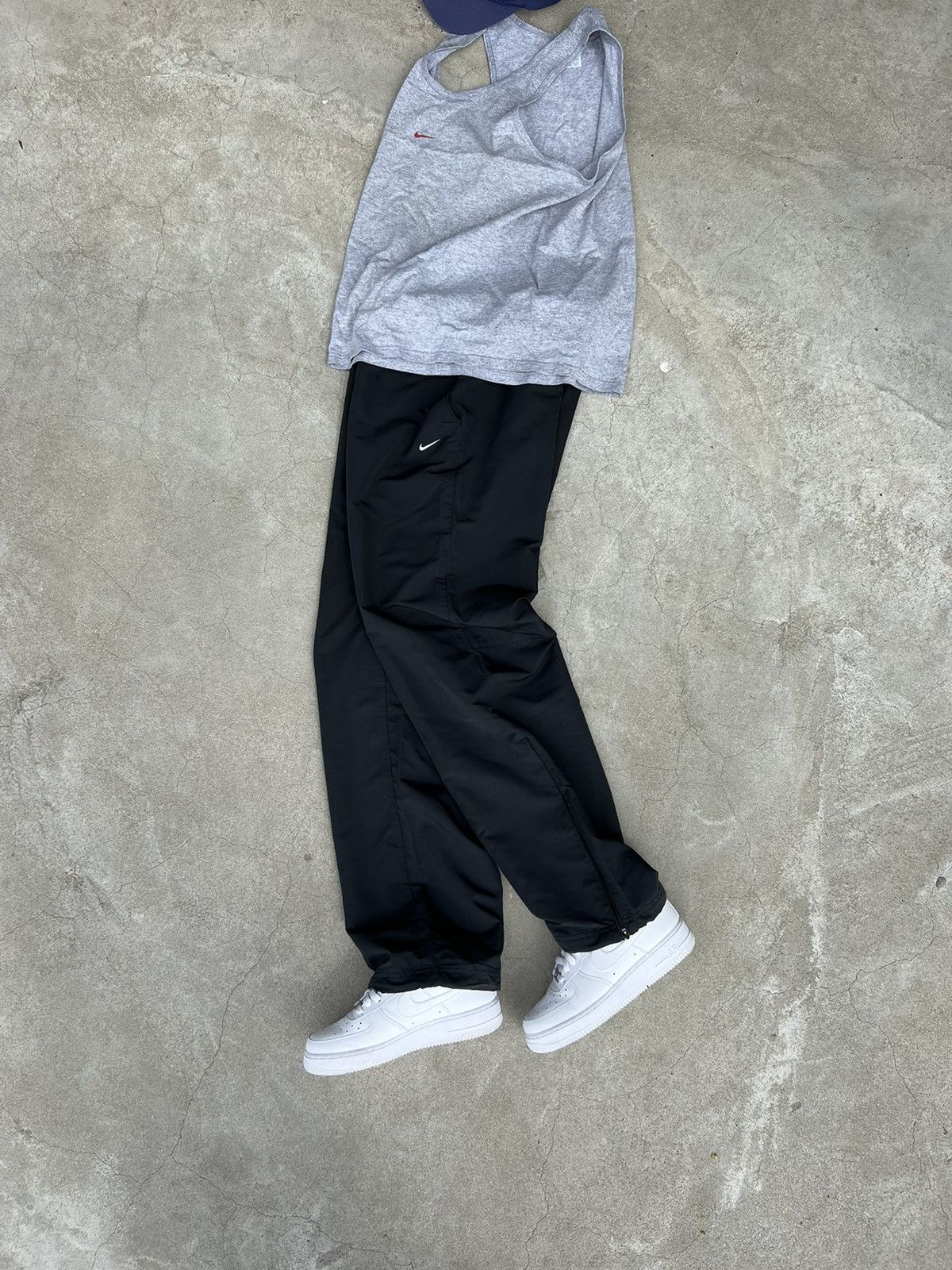 Nike Vintage Nike Pants Graphit Black Size US 32 / EU 48 - 2 Thumbnail