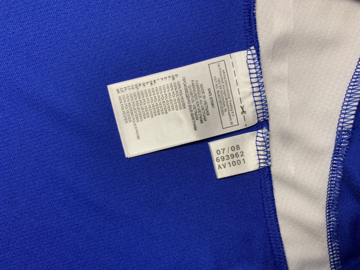 Adidas × Vintage Vintage Soccer jersey Shalke 04 Raul 7 size XL Size US XL / EU 56 / 4 - 7 Thumbnail