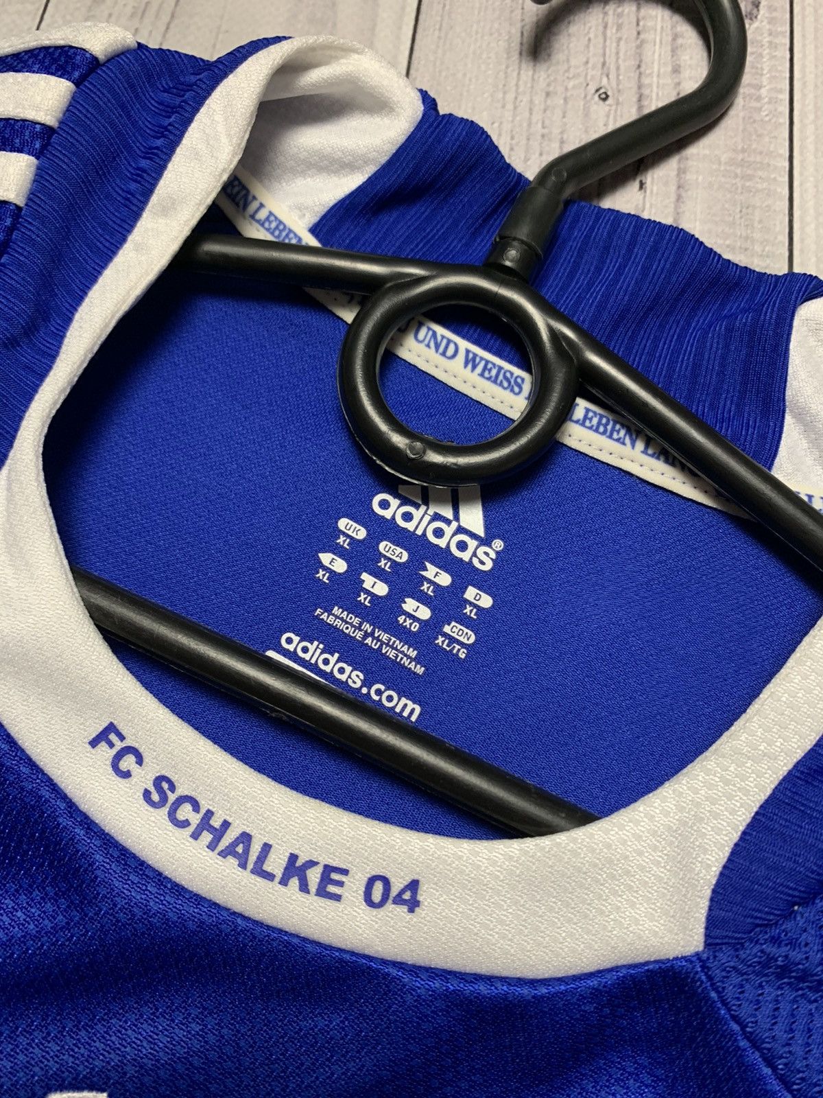 Adidas × Vintage Vintage Soccer jersey Shalke 04 Raul 7 size XL Size US XL / EU 56 / 4 - 4 Thumbnail