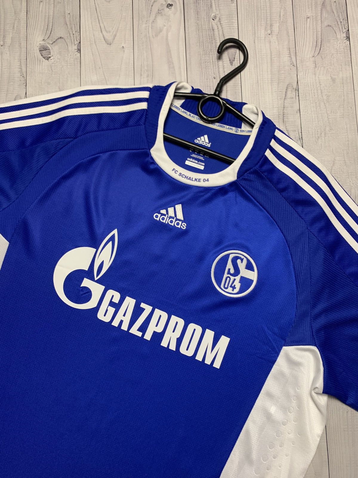 Adidas × Vintage Vintage Soccer jersey Shalke 04 Raul 7 size XL Size US XL / EU 56 / 4 - 3 Thumbnail