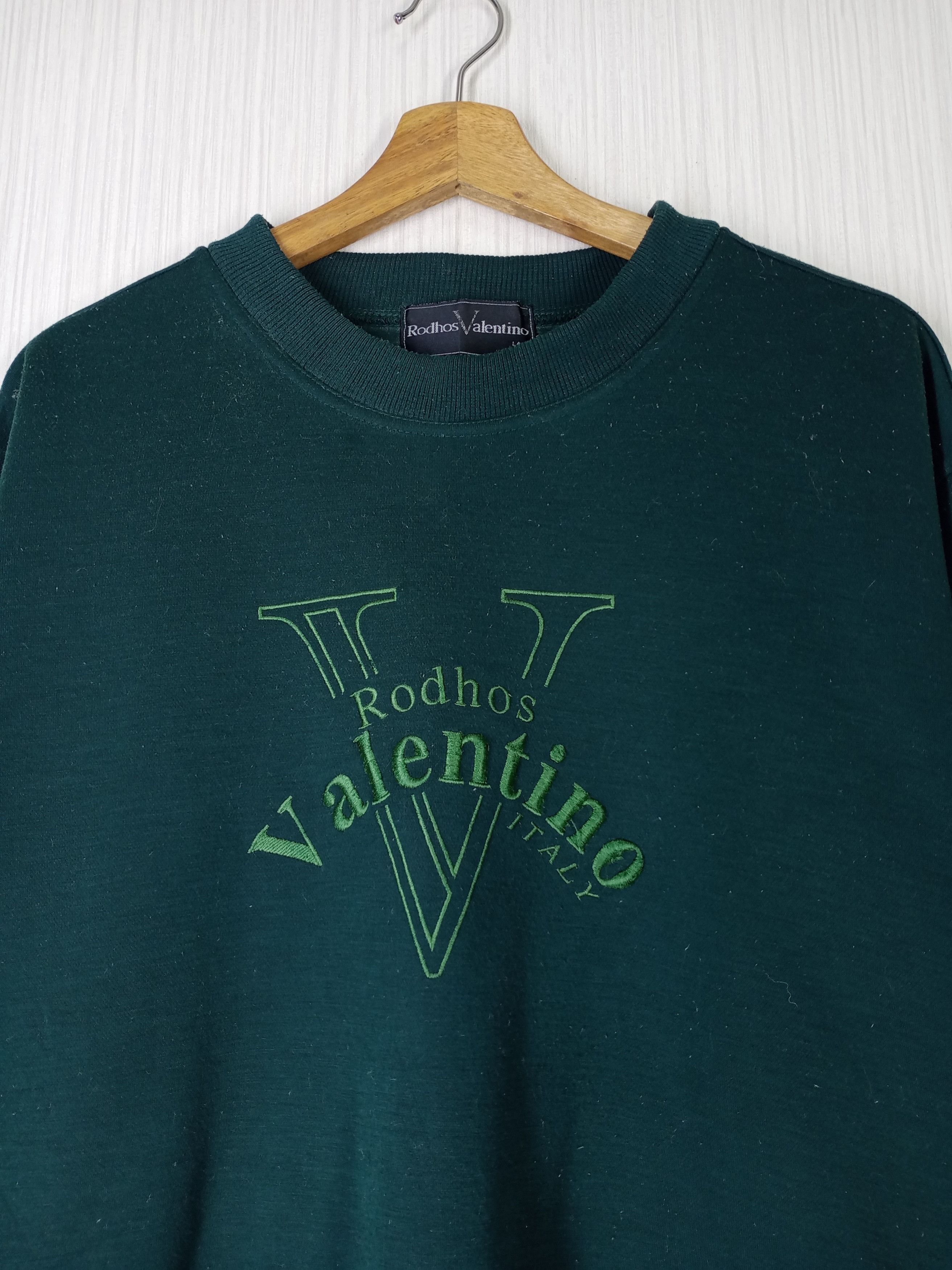 Gianni Valentino Rare Vintage Rodhos Valentino Italy Embroidered Big Logo Size US M / EU 48-50 / 2 - 1 Thumbnail
