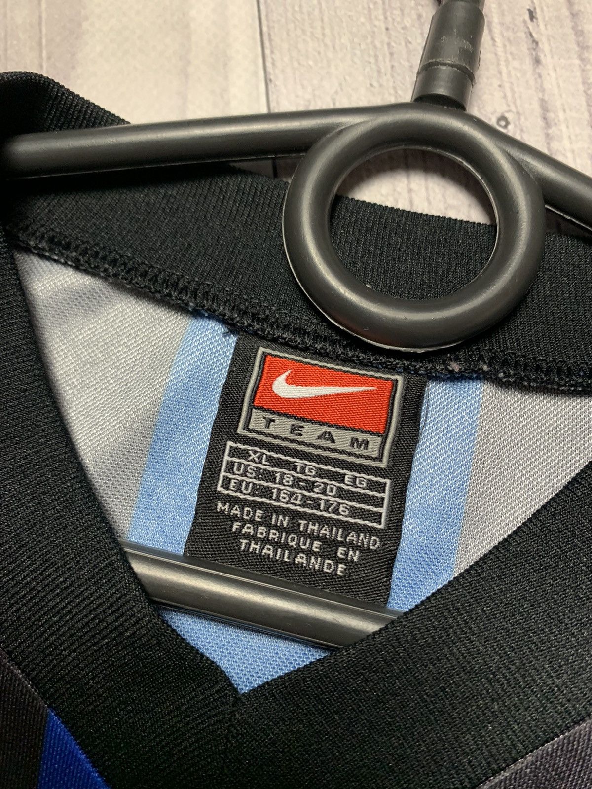 Nike × Vintage Vintage Inter Milan soccer jersey size Xs Pirelli Size US XS / EU 42 / 0 - 3 Thumbnail