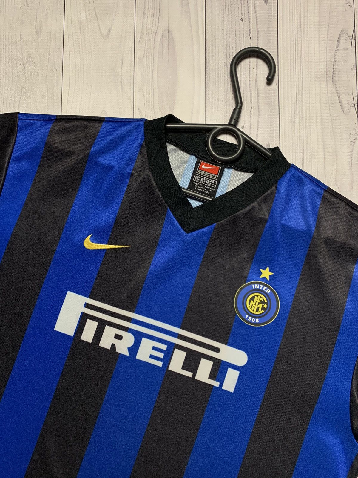 Nike × Vintage Vintage Inter Milan soccer jersey size Xs Pirelli Size US XS / EU 42 / 0 - 2 Thumbnail