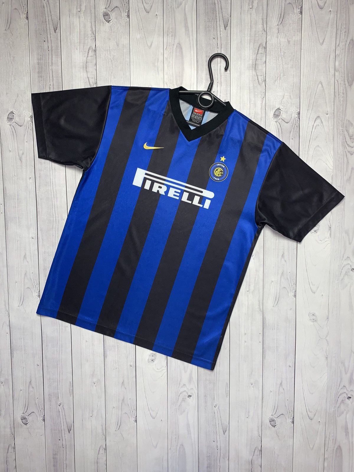 Nike × Vintage Vintage Inter Milan soccer jersey size Xs Pirelli Size US XS / EU 42 / 0 - 1 Thumbnail