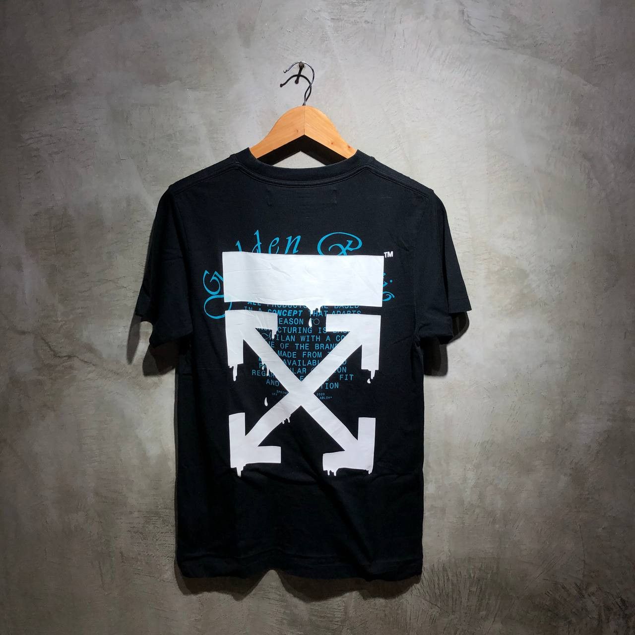 image of Off White Off-White Golden Ratio Arrows Tee in Black, Men's (Size Small)