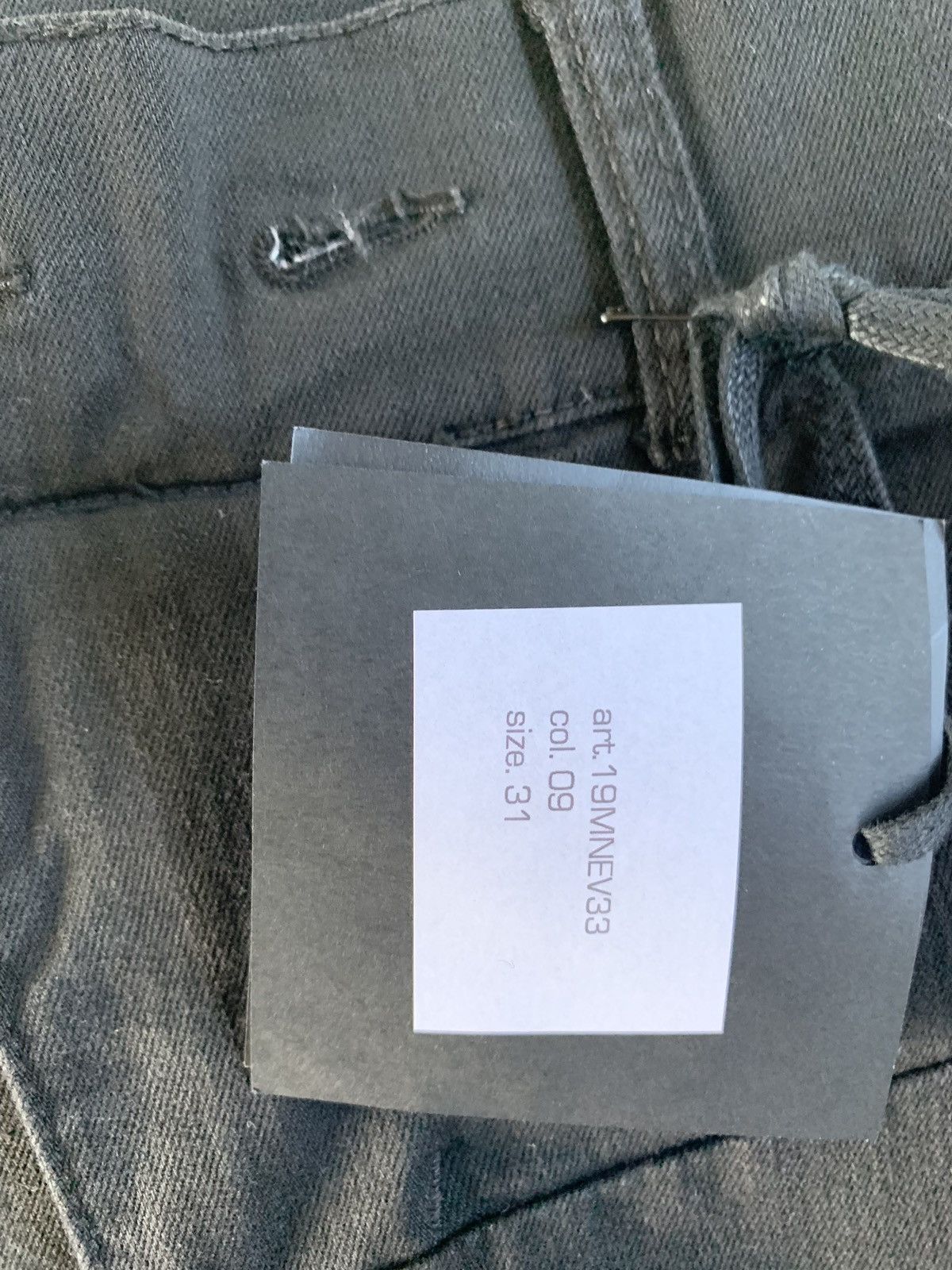 Andrea Ya'aqov 19MNEV33 Denim in Black Size US 31 - 10 Thumbnail