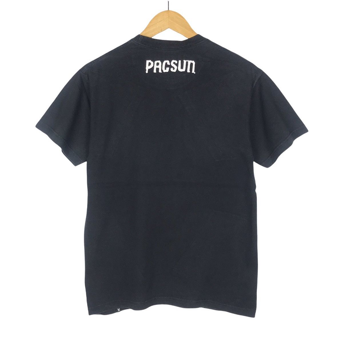 Band Tees × Hurley Weezer Band X Hurley Pacsun Tour T Shirt Size US M / EU 48-50 / 2 - 2 Thumbnail