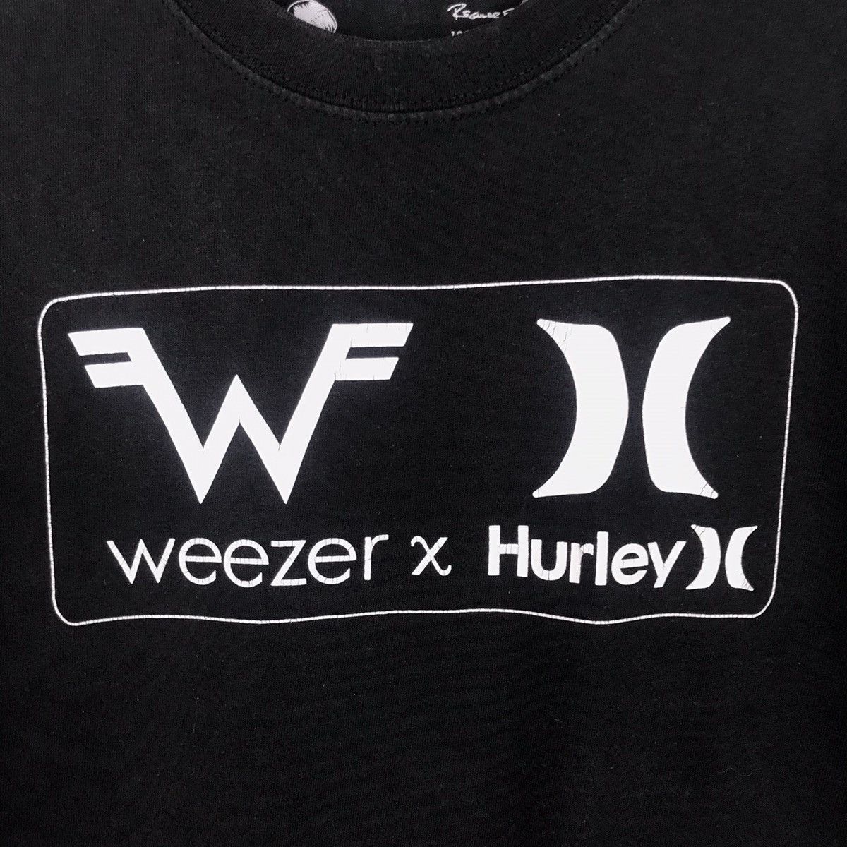 Band Tees × Hurley Weezer Band X Hurley Pacsun Tour T Shirt Size US M / EU 48-50 / 2 - 5 Thumbnail