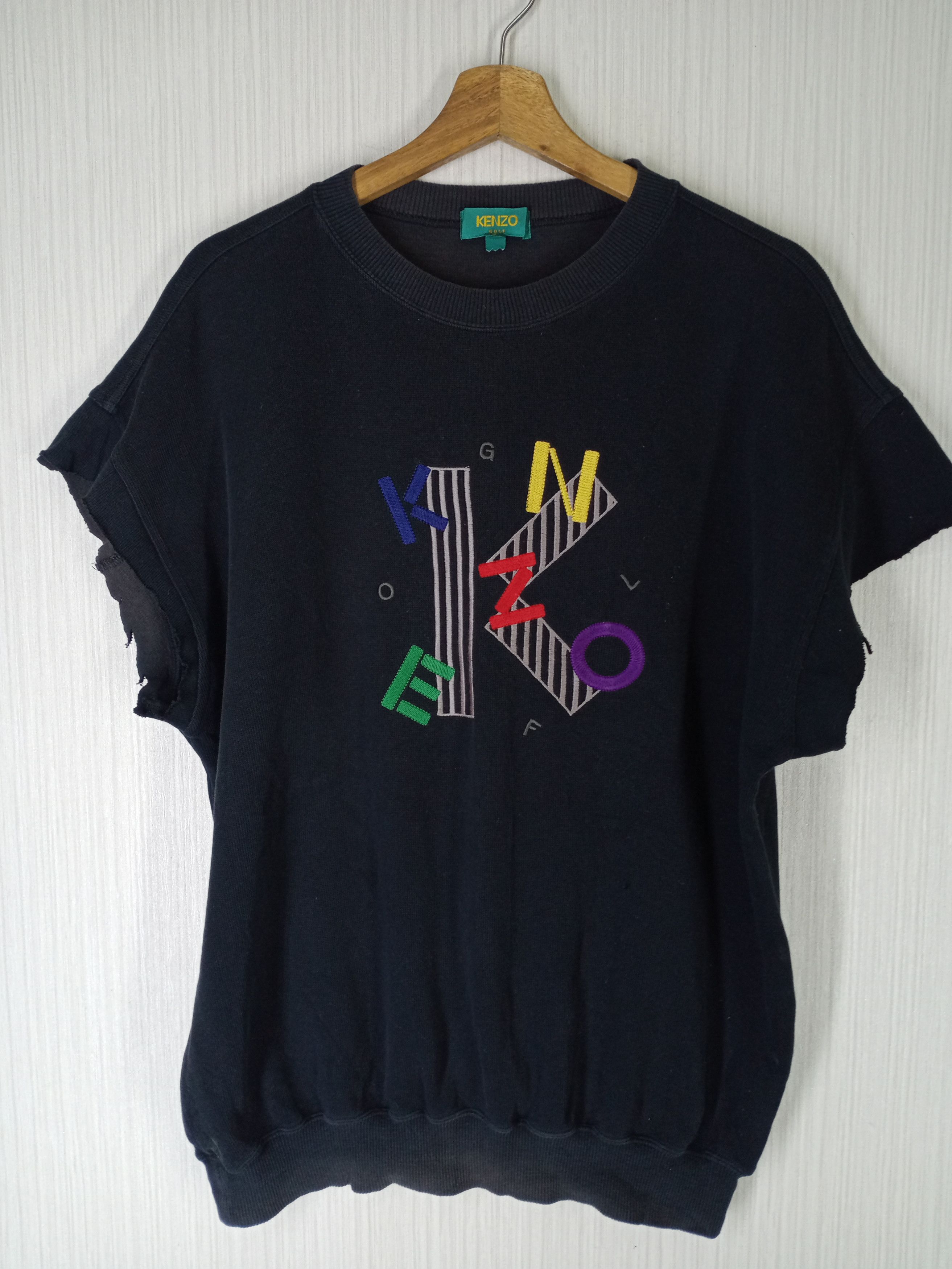 Kenzo RARE VINTAGE KENZO GOLF BIG LOGO SLEEVELESS SWEATSHIRT Size US XL / EU 56 / 4 - 1 Thumbnail