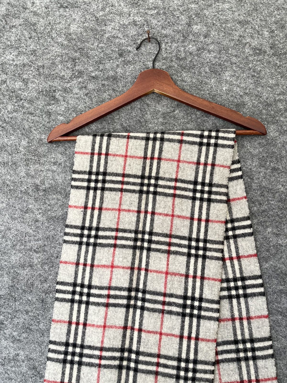 Burberry BURBERRY LAMBSWOOL MUFFLER Size ONE SIZE - 2 Thumbnail