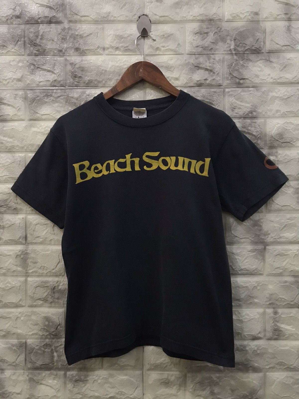 Vintagr Beach Sound Tee