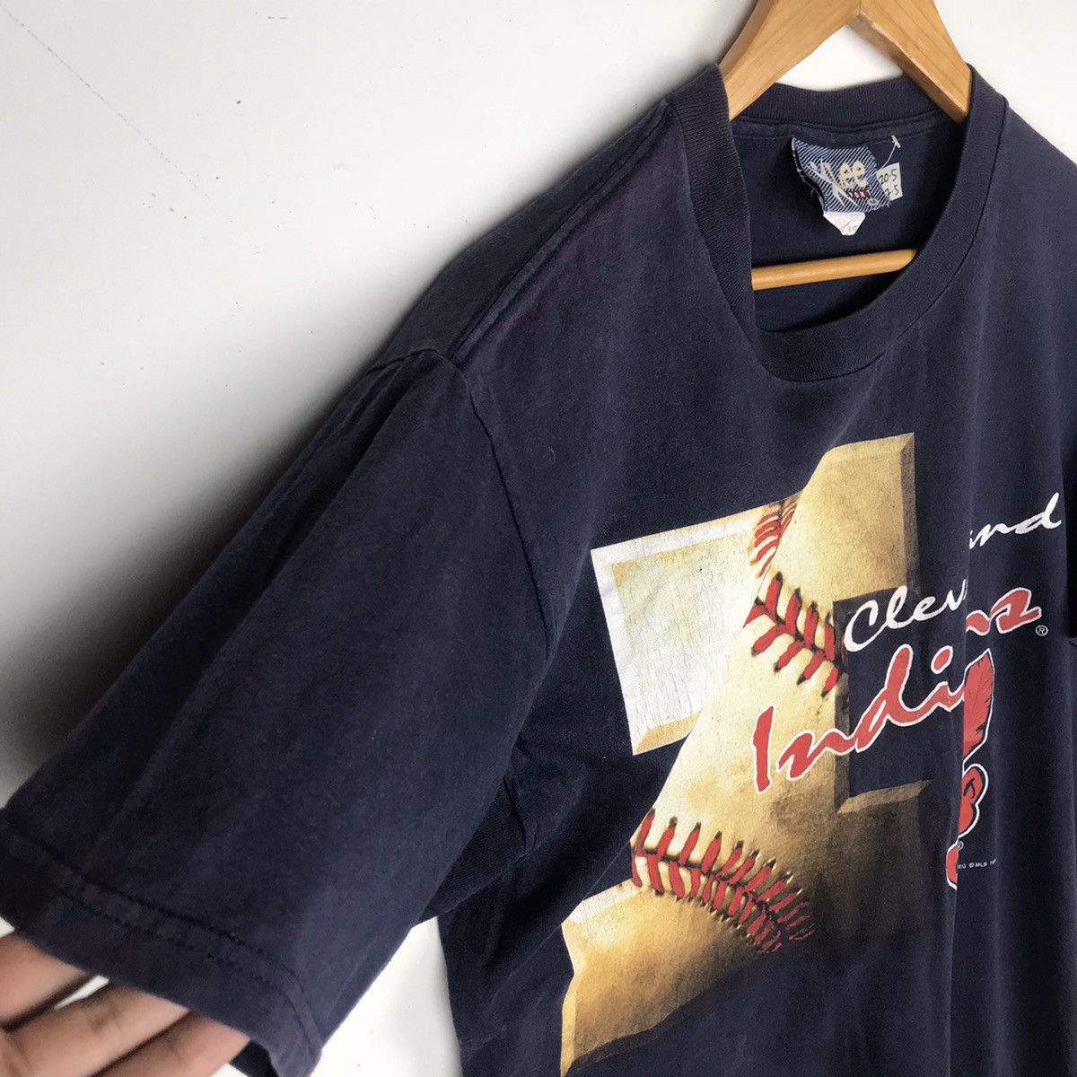 Lee × MLB × Vintage 🔥BEST OFFER🔥 Vintage 1994 Cleveland Indians MLB Size US M / EU 48-50 / 2 - 8 Thumbnail