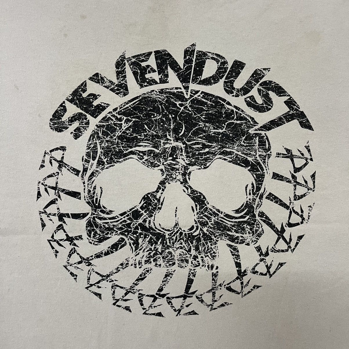 Band Tees Vintage Y2k Sevendust Alternative Nu Metal Band Tee Size US XL / EU 56 / 4 - 5 Thumbnail