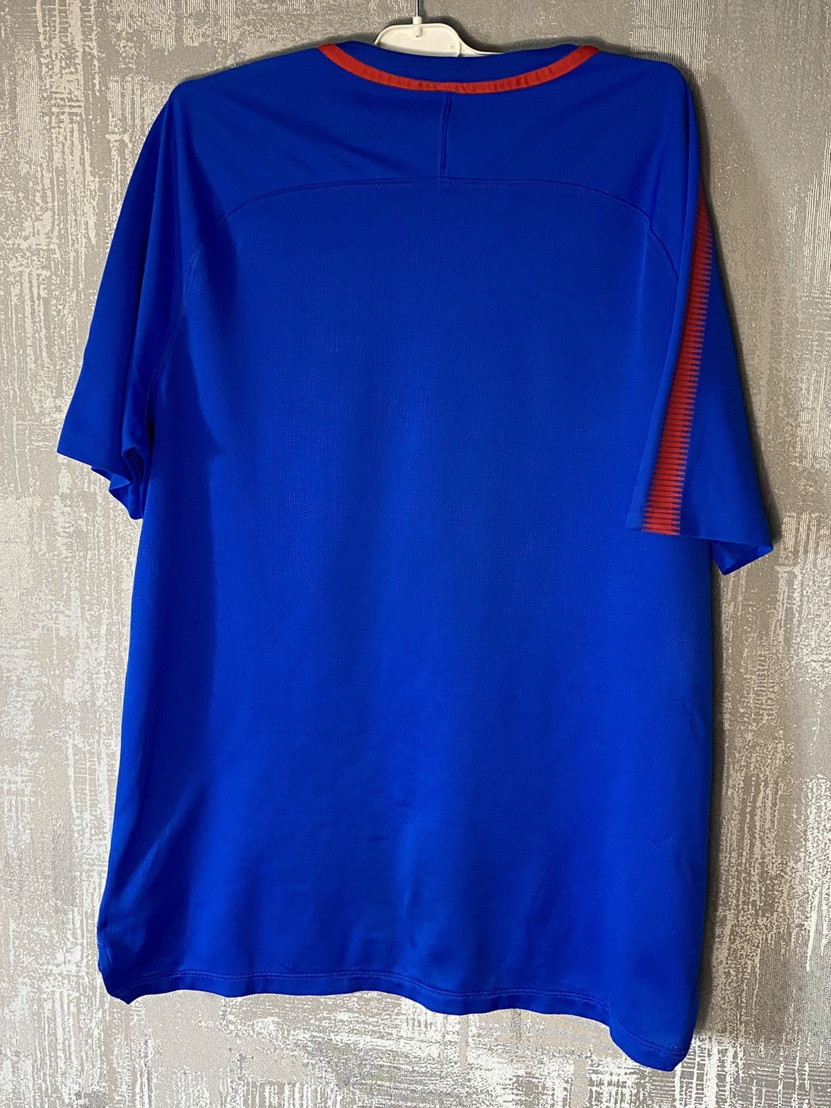 Nike × Vintage Vintage PSG Nike Football Soccer Jersey Fly Emirates Size US XL / EU 56 / 4 - 2 Thumbnail