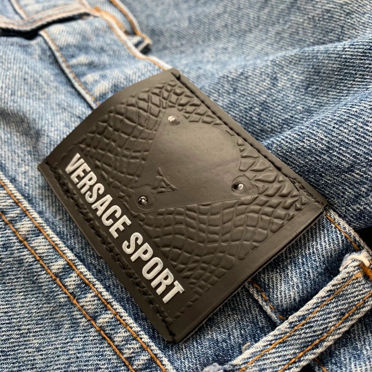 Versace 🔥🔥 Vintage Versace Blue Jeans Size US 35 - 12 Thumbnail