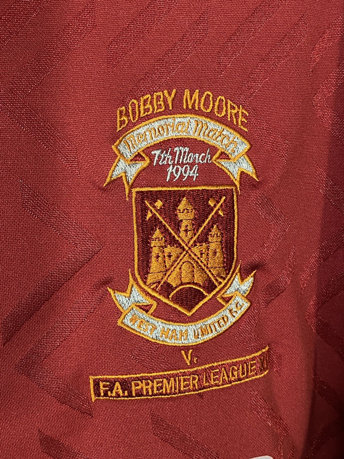Toffs × Vintage 1994 Vintage West Ham Score Draw Soccer Jersey Bobby Moore Size US L / EU 52-54 / 3 - 3 Thumbnail