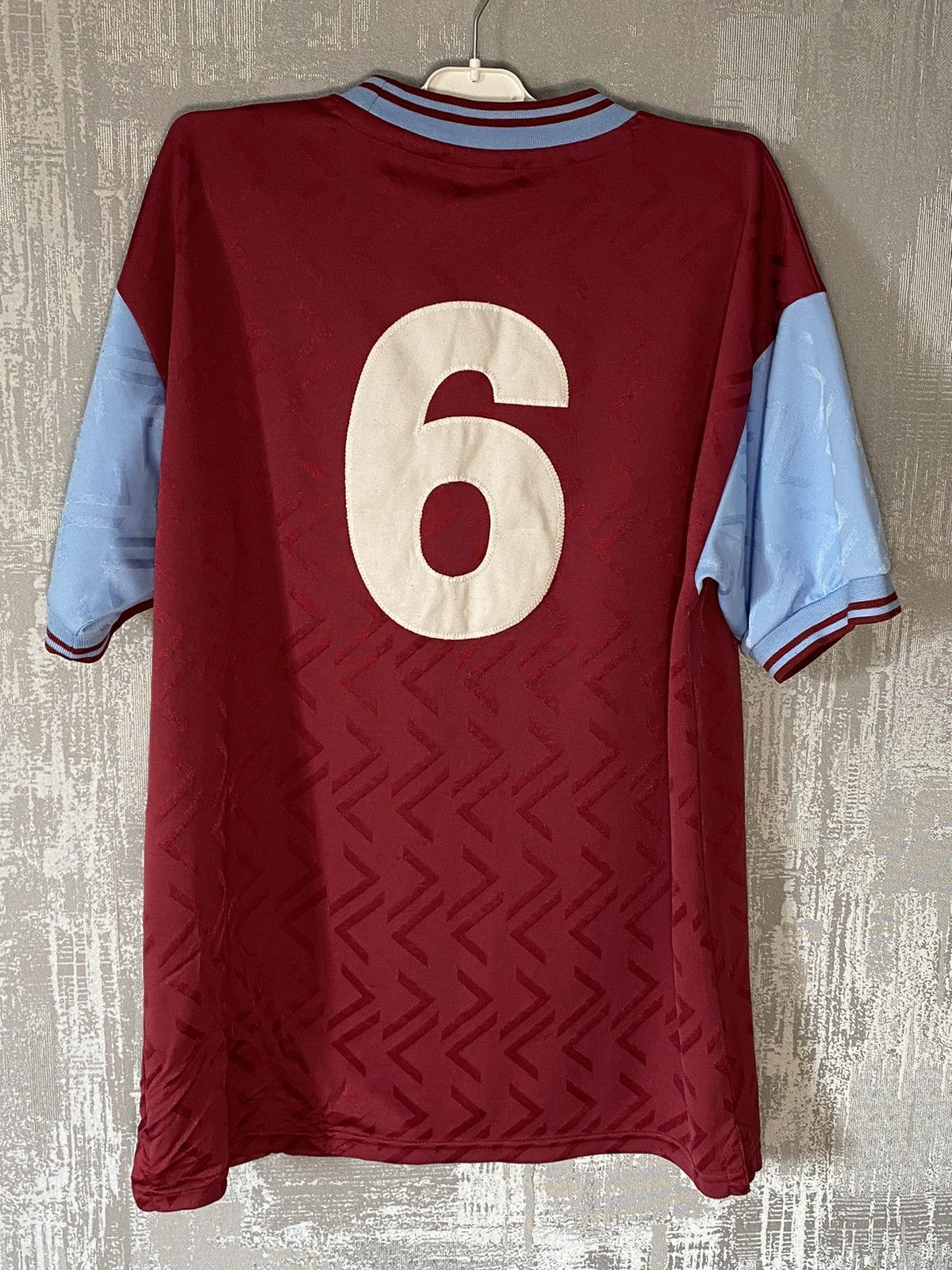 Toffs × Vintage 1994 Vintage West Ham Score Draw Soccer Jersey Bobby Moore Size US L / EU 52-54 / 3 - 2 Thumbnail