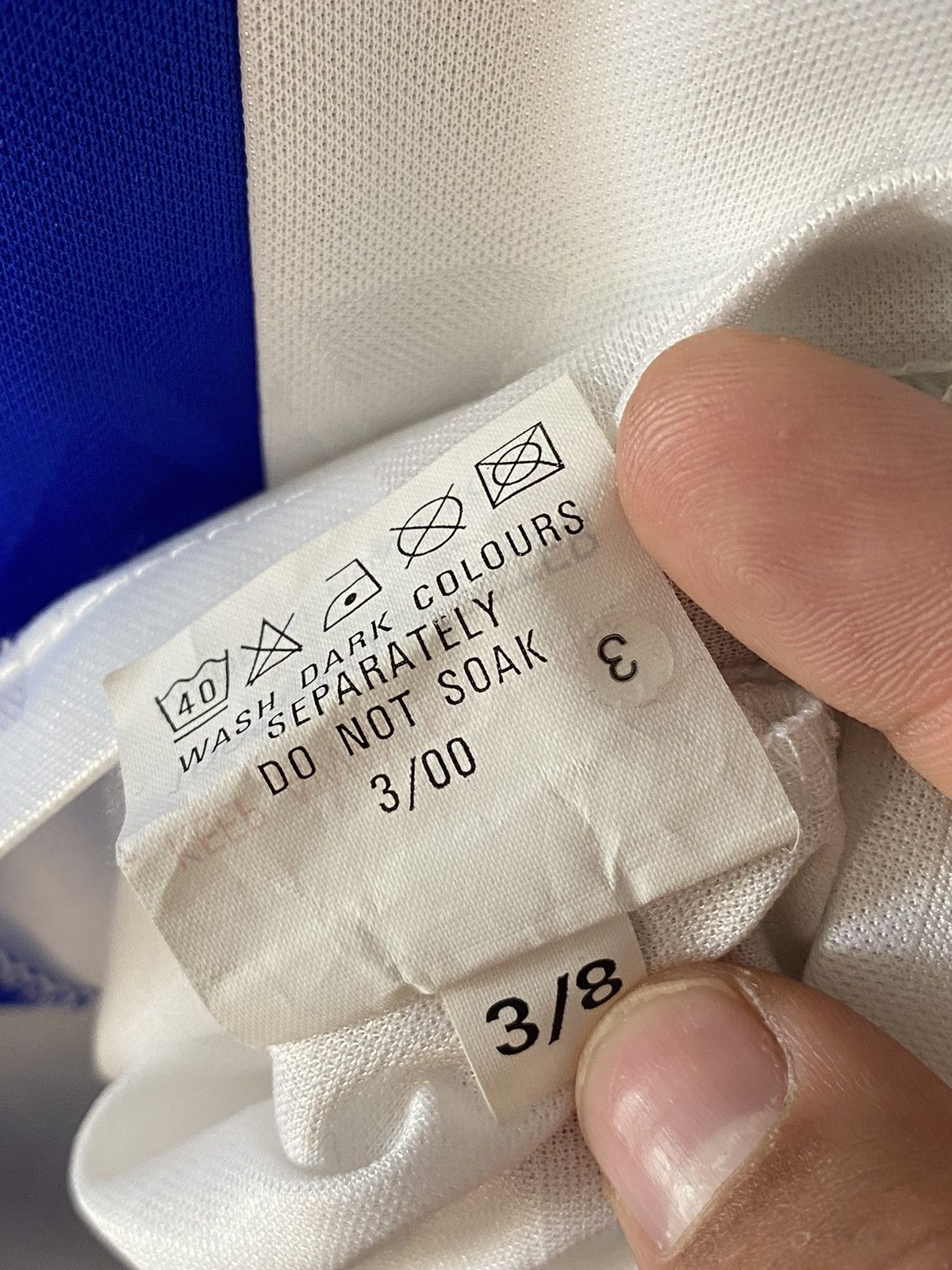Vintage 2000 2001 Oldham Athletic Home Vintage Soccer Jersey Size US XL / EU 56 / 4 - 6 Thumbnail
