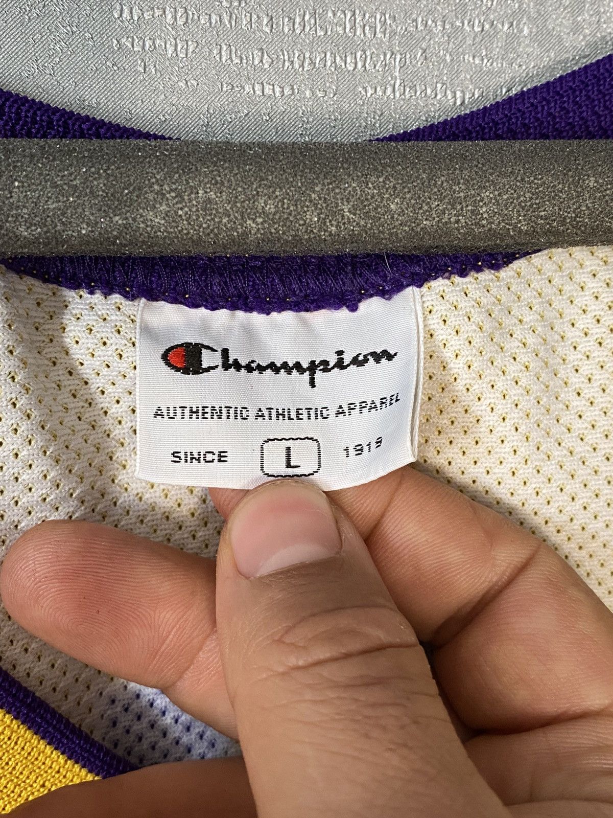 Champion Vintage Lakers Champion Koby Bryant Jersey # 24 NBA Size US L / EU 52-54 / 3 - 4 Thumbnail