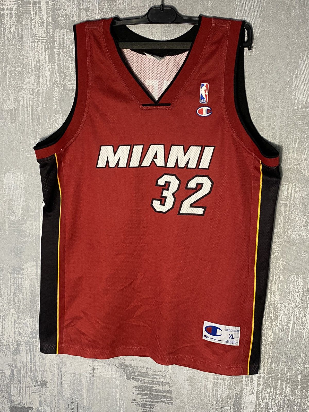 image of Vintage Miami Heat Champion Jersey Nba 32 Shaquille O’Neal in Dark Red, Men's (Size XL)