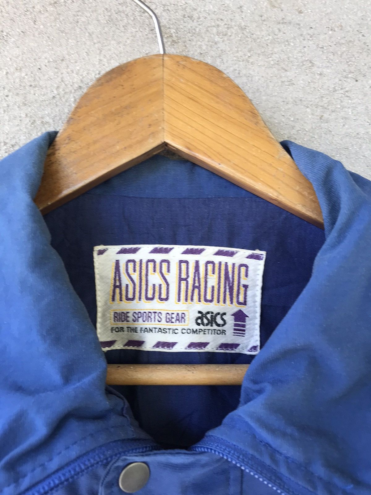 RARE ASICS RACING RIDE SPORT GEAR JACKET