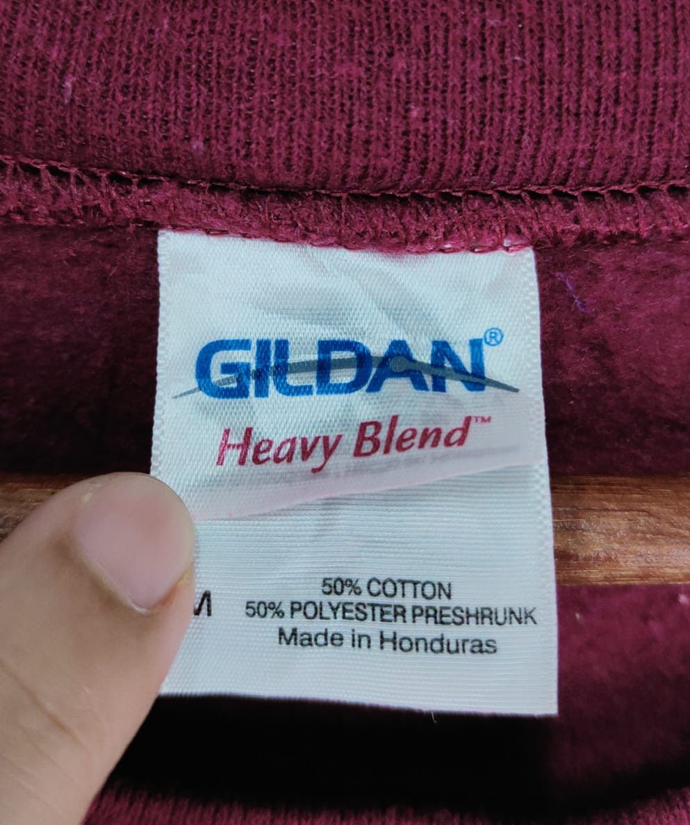 Vintage Vintage 90s Gildan CL&C at University Size US M / EU 48-50 / 2 - 3 Thumbnail