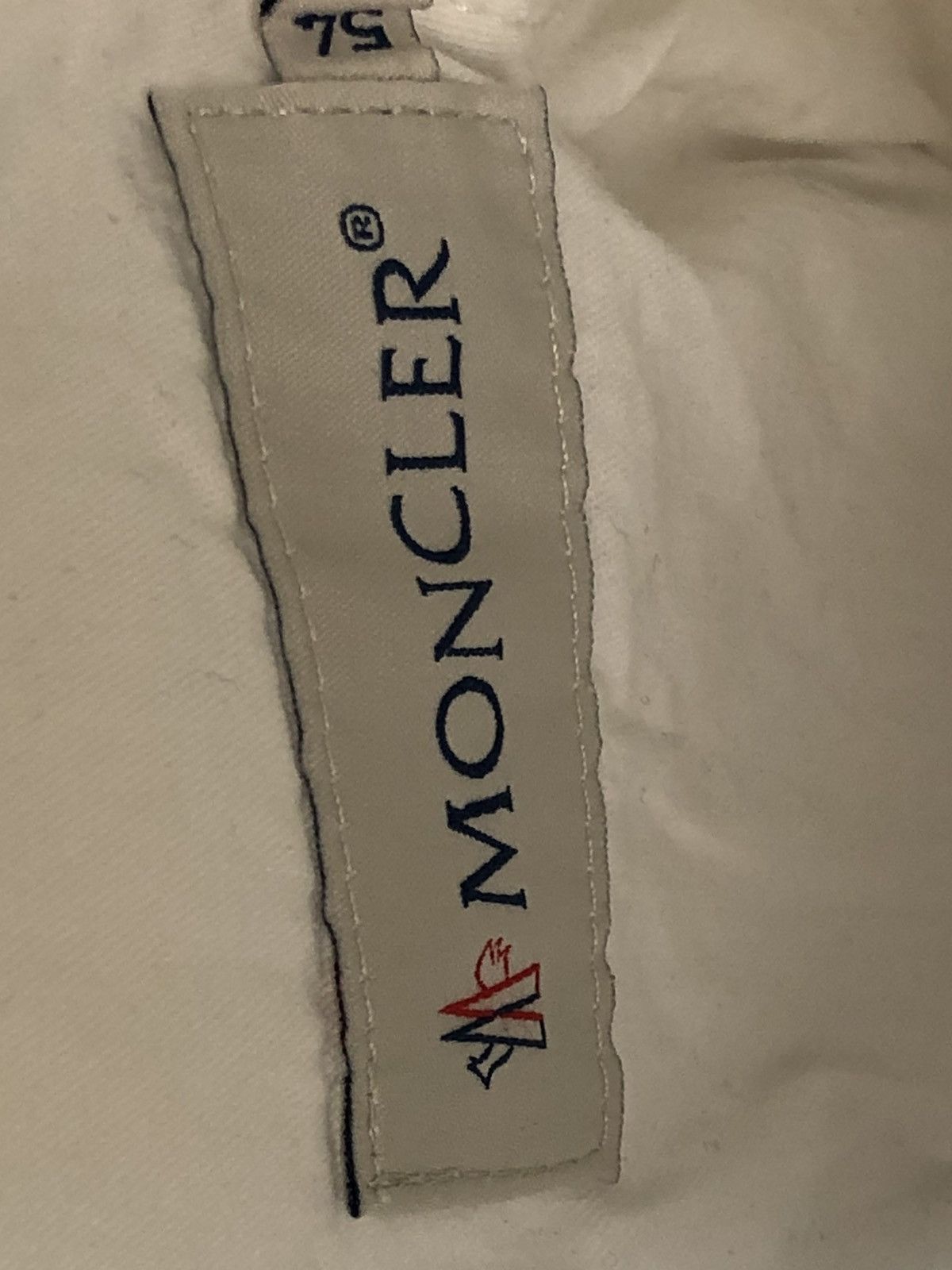 Moncler Moncler white cotton shorts Size US 34 / EU 50 - 13 Thumbnail