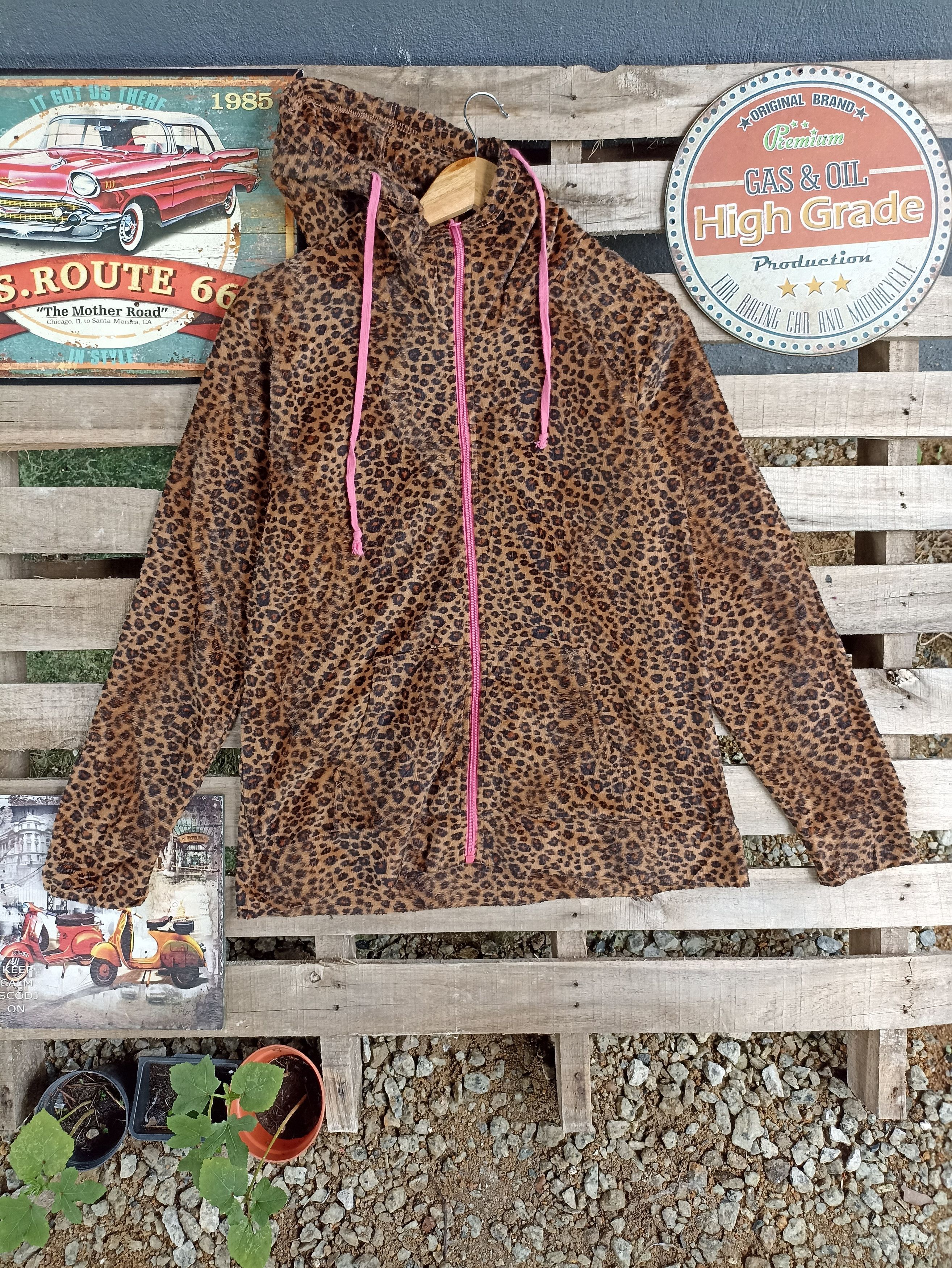 Japanese Brand Leopard Fleece Hoodie Size L / US 10 / IT 46 - 1 Thumbnail